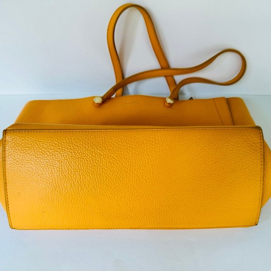 Furla FURLA Eden Medium East West Tote Bag Mandarin Orange Pebbled Size ONE SIZE - 10 Thumbnail