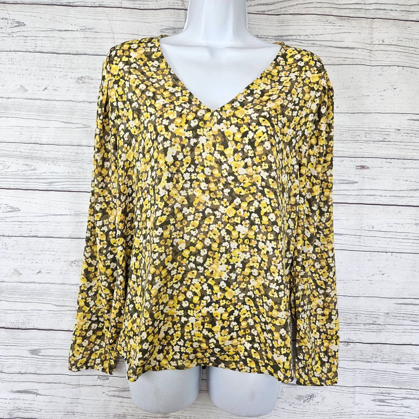 Loft LOFT Ann Taylor Womens Top Blouse Floral Long Sleeve V-Neck Yellow Gray S Shirt Womens Size S / US 4 / IT 40 - 2 Thumbnail