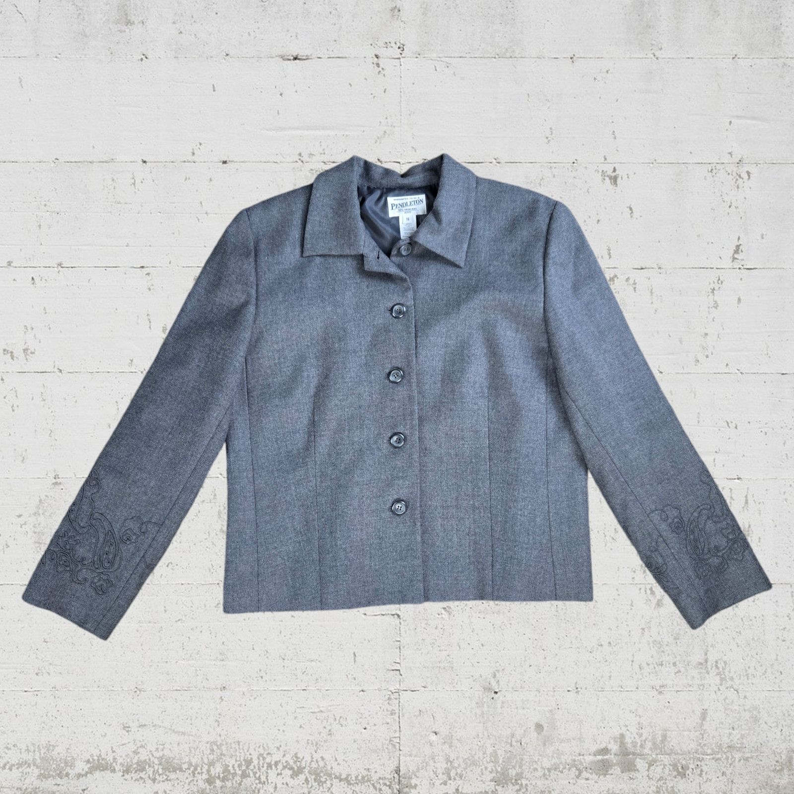 Pendleton Vintage Pendleton Gray Embroidered Wool Jacket Size 14 Size XL / US 12-14 / IT 48-50 - 2 Thumbnail