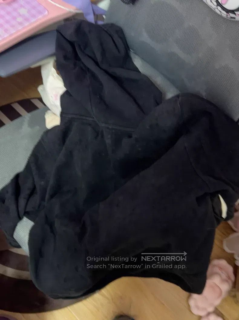 Givenchy Givenchy Distressed hoodie, size L Size US L / EU 52-54 / 3 - 2 Thumbnail