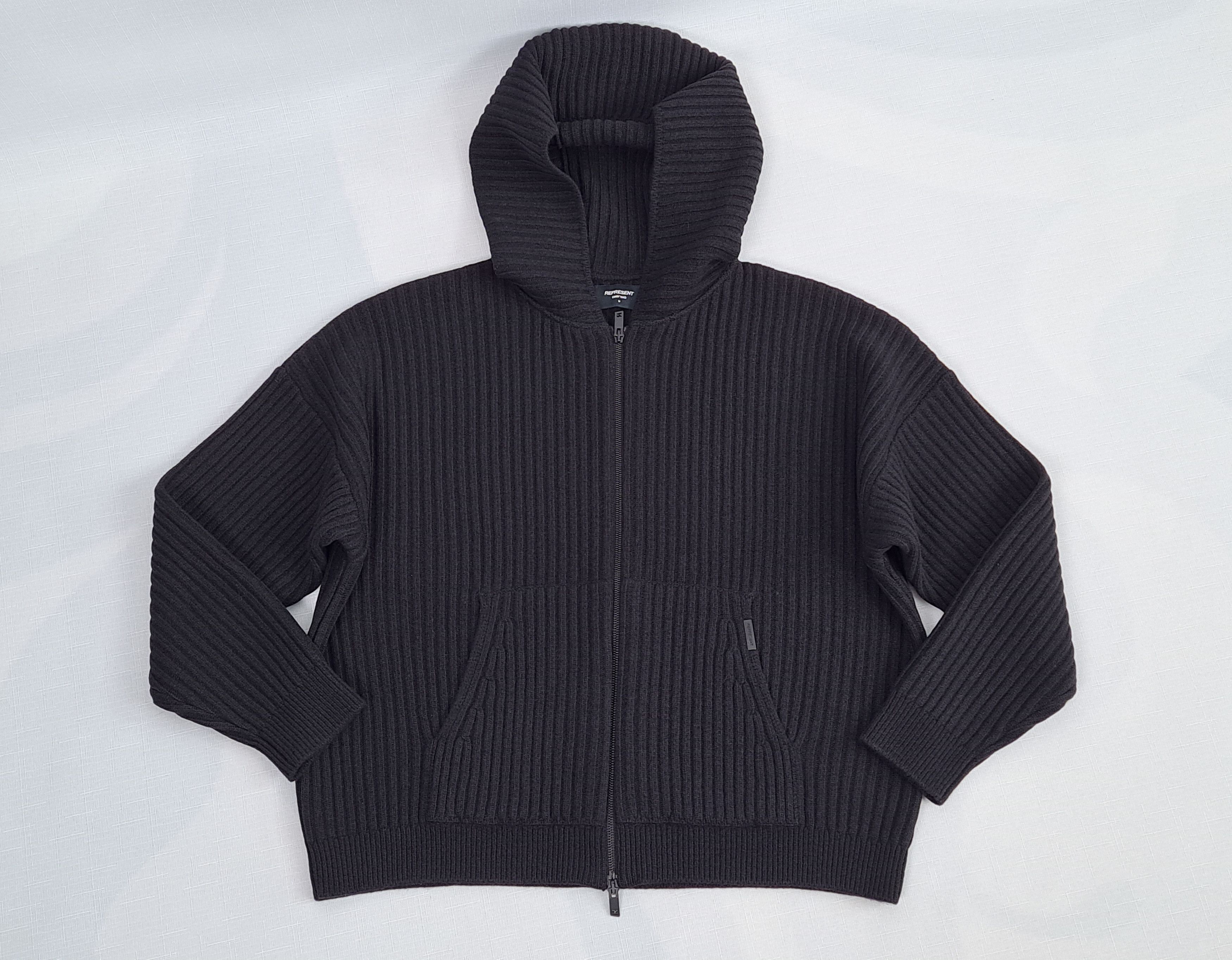 Represent Clo. Represent oversized wool/cashmere zip hoodie. Size M Size US M / EU 48-50 / 2 - 7 Thumbnail