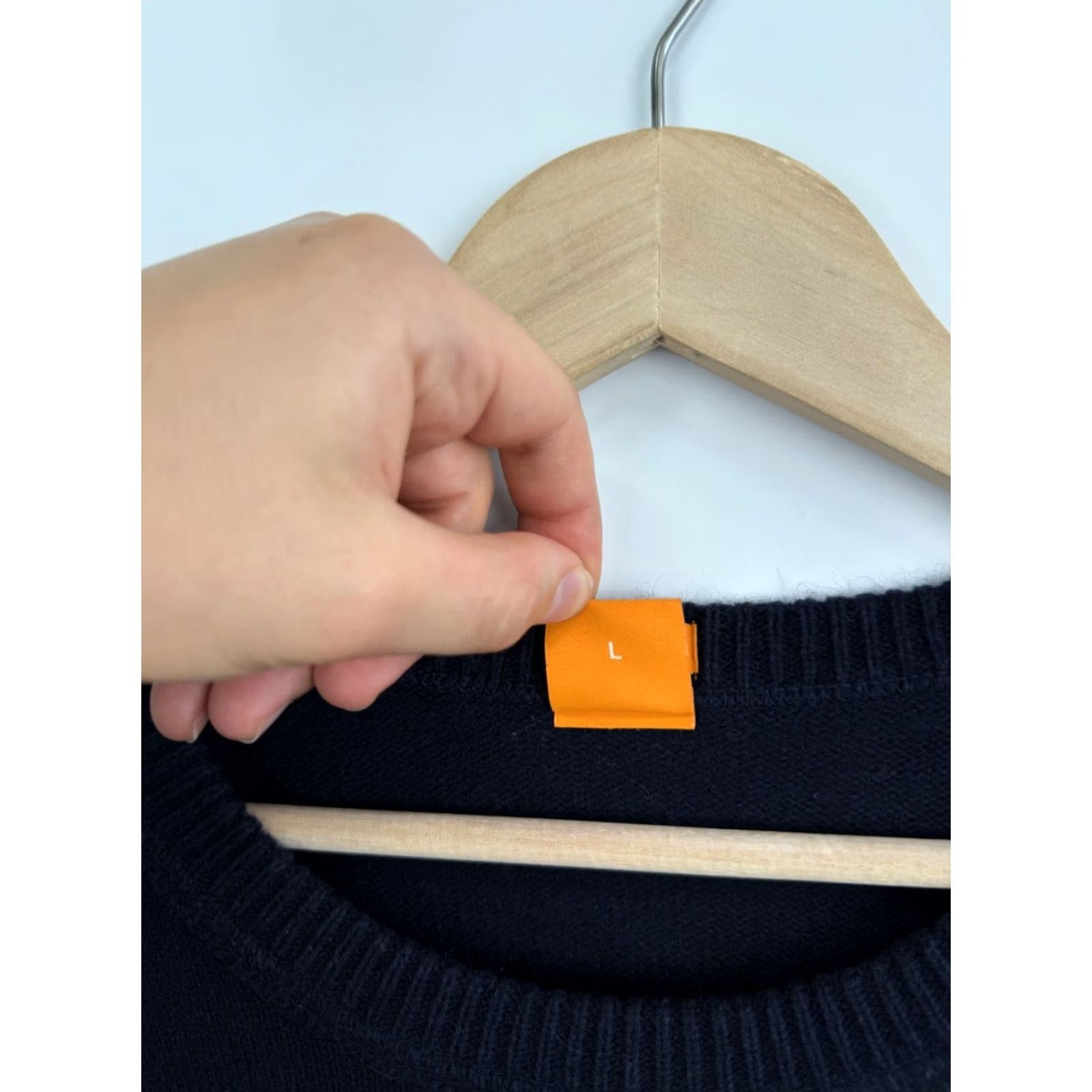 Hugo Boss HUGO BOSS Orange Archive Wool Knit Sweater L Dark Blue Retro 90s Y2K Mens Pullover Wool Knit, Size L, Dark Blue, Vintage Style, Retro Theme Size US L / EU 52-54 / 3 - 5 Thumbnail