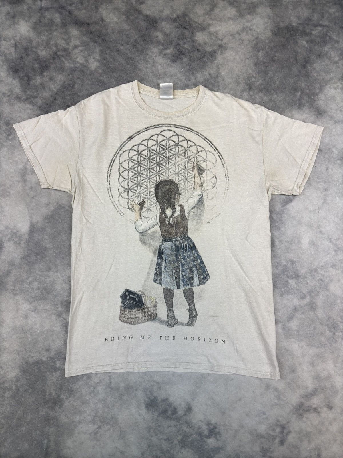 Band Tees Vintage 00s Bring Me To Horizon Rock Graphic Logo T-Shirt Size US M / EU 48-50 / 2 - 1 Thumbnail
