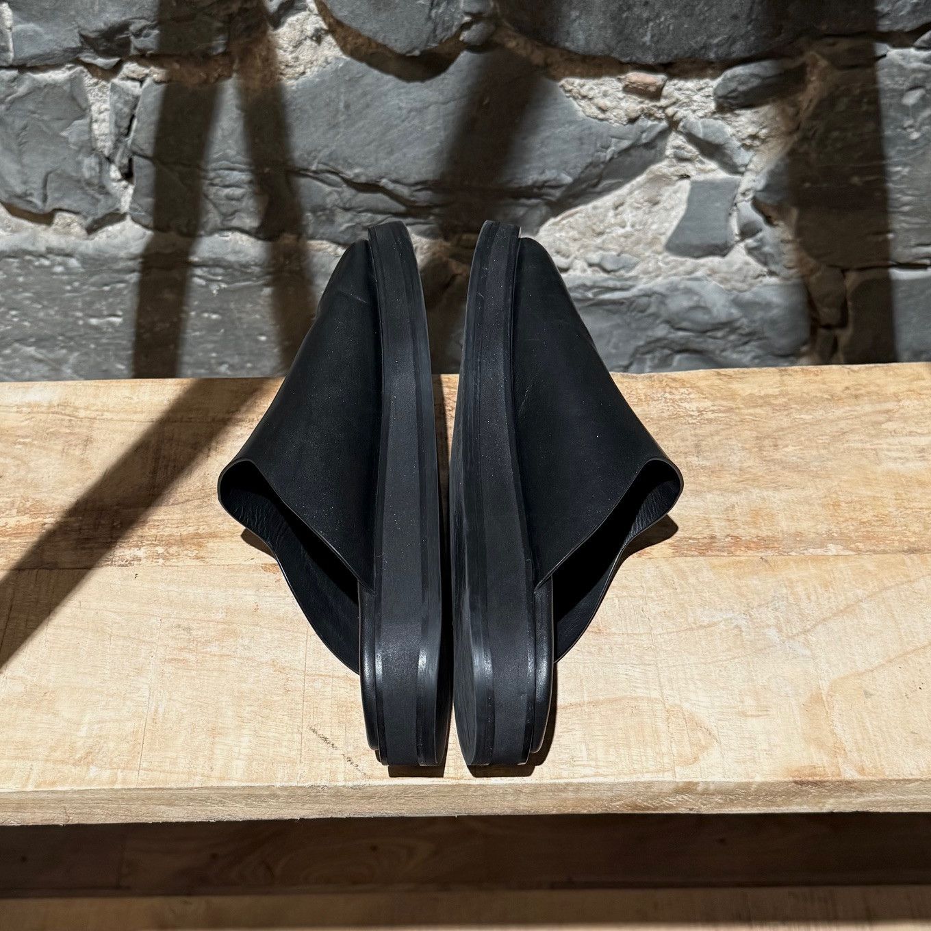 The Row The Row Black Leather Sabot Slip-on Mules Size US 8 / IT 38 - 9 Thumbnail