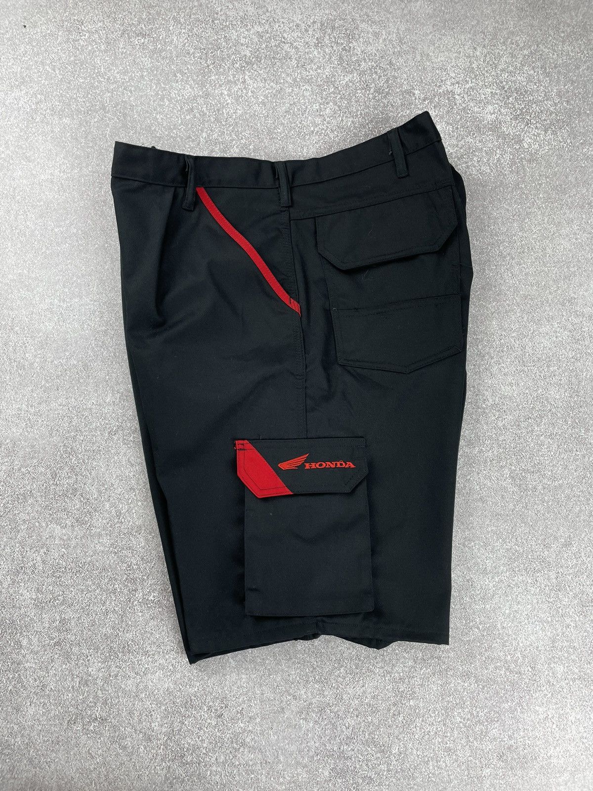 Honda × Vintage Vintage Honda Racing Cargo Shorts Men’s Size 58 Size US 38 / EU 54 - 1 Thumbnail