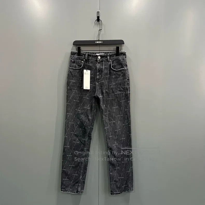 Balenciaga Balenciaga Black Washed Bulletproof Logo Denim Pants Size 25" / US 0 / IT 36 - 1 Thumbnail