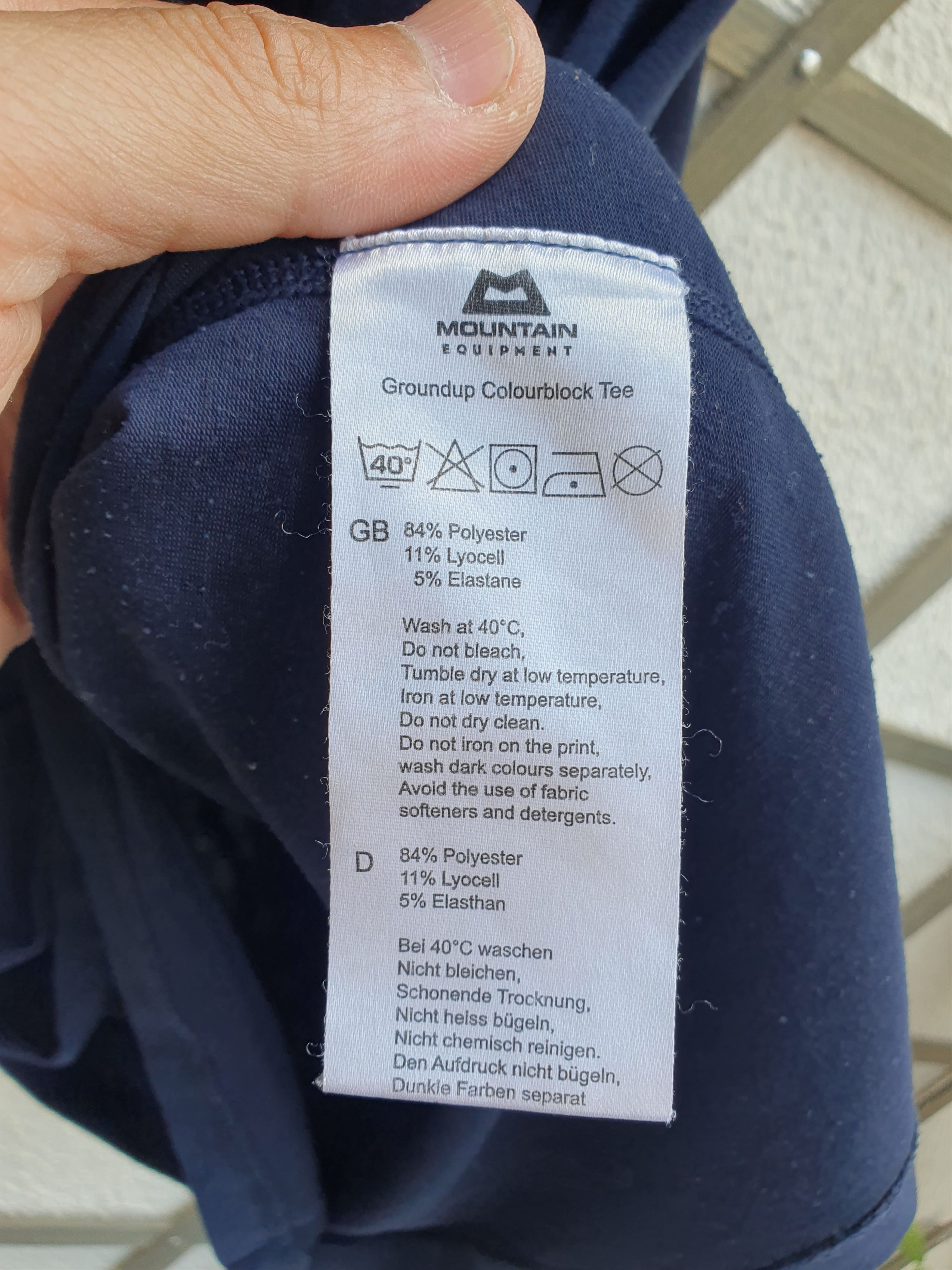 Mountain Equipment Mountain Equipment Groundup Colourblock Tee Base Layer sz L Size US L / EU 52-54 / 3 - 4 Thumbnail