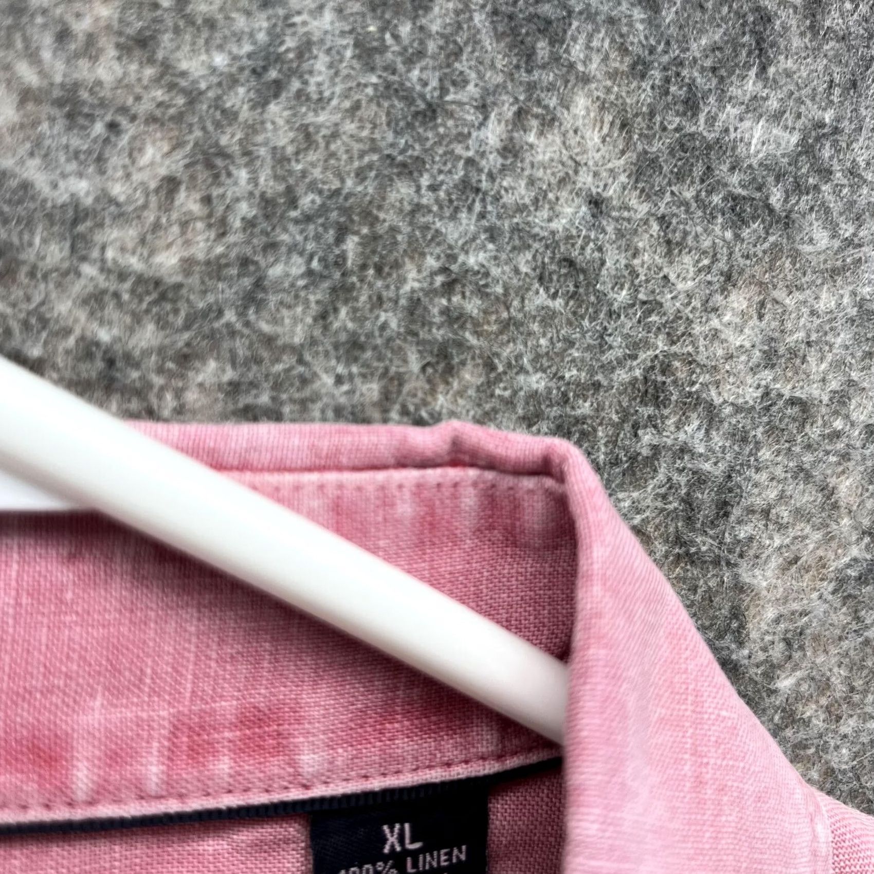 Pinko Indigo Palms Shirt Men XL Adult Pink Linen Button-Down Casual Preppy Striped? No Solid Pink Size US XL / EU 56 / 4 - 5 Thumbnail