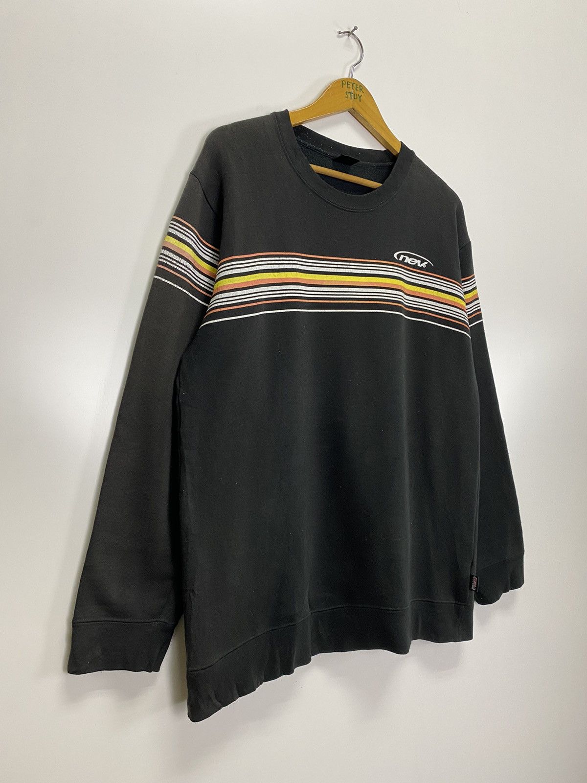 Vintage Vintage 90s NEV Sweatshirt Size US L / EU 52-54 / 3 - 5 Thumbnail