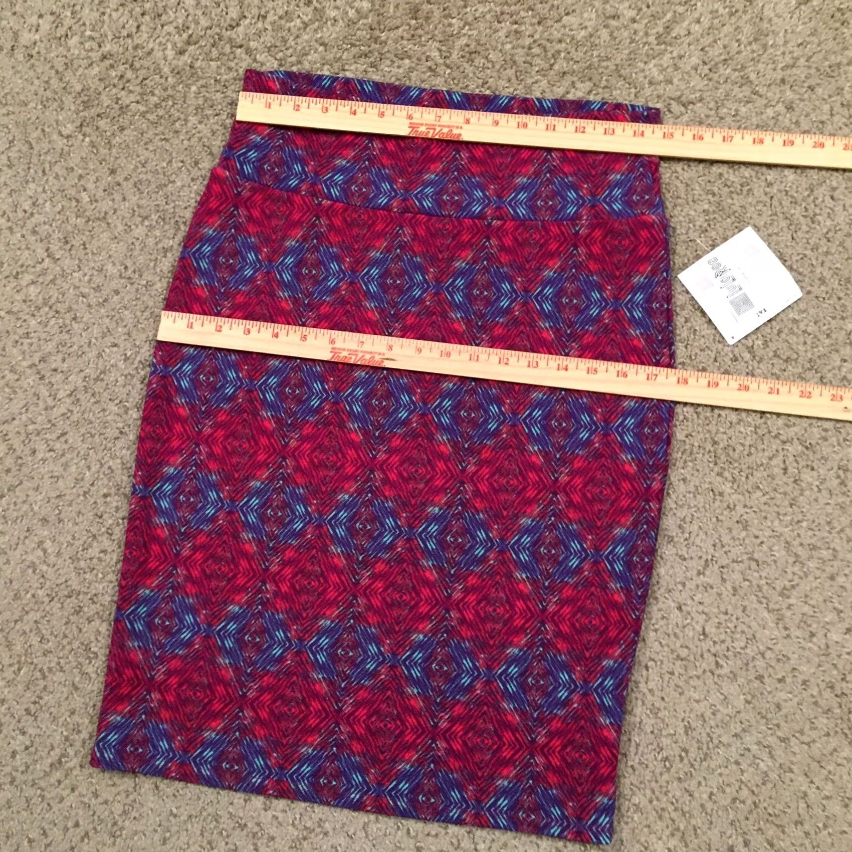 Vintage LuLaRoe Skirt Knee Length M Red Purple Geometric Pull On Unlined Polyester Spandex Women Casual Vintage No Size 32" / US 10 / IT 46 - 2 Thumbnail