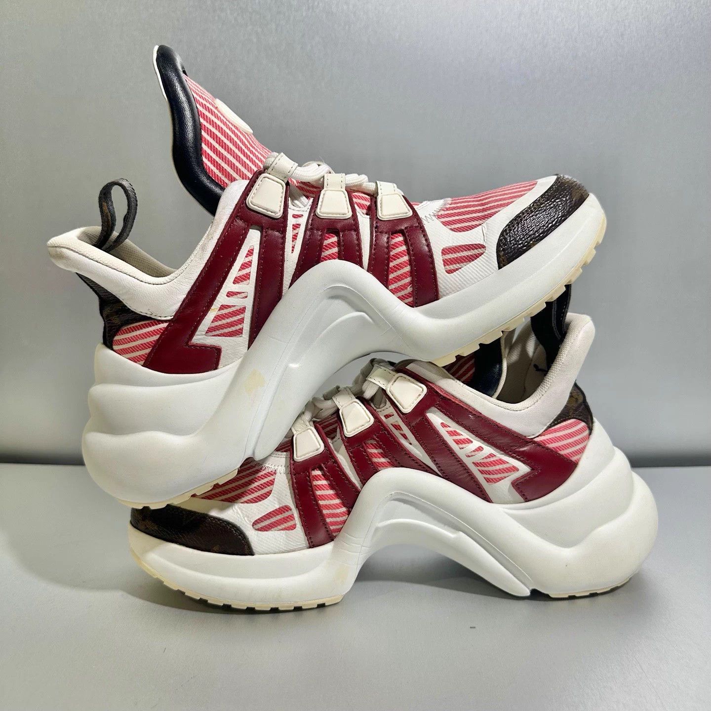 Louis Vuitton Louis Vuitton Archlight White/Red Monogram Sneakers 37 Size US 6 / IT 36 - 4 Thumbnail