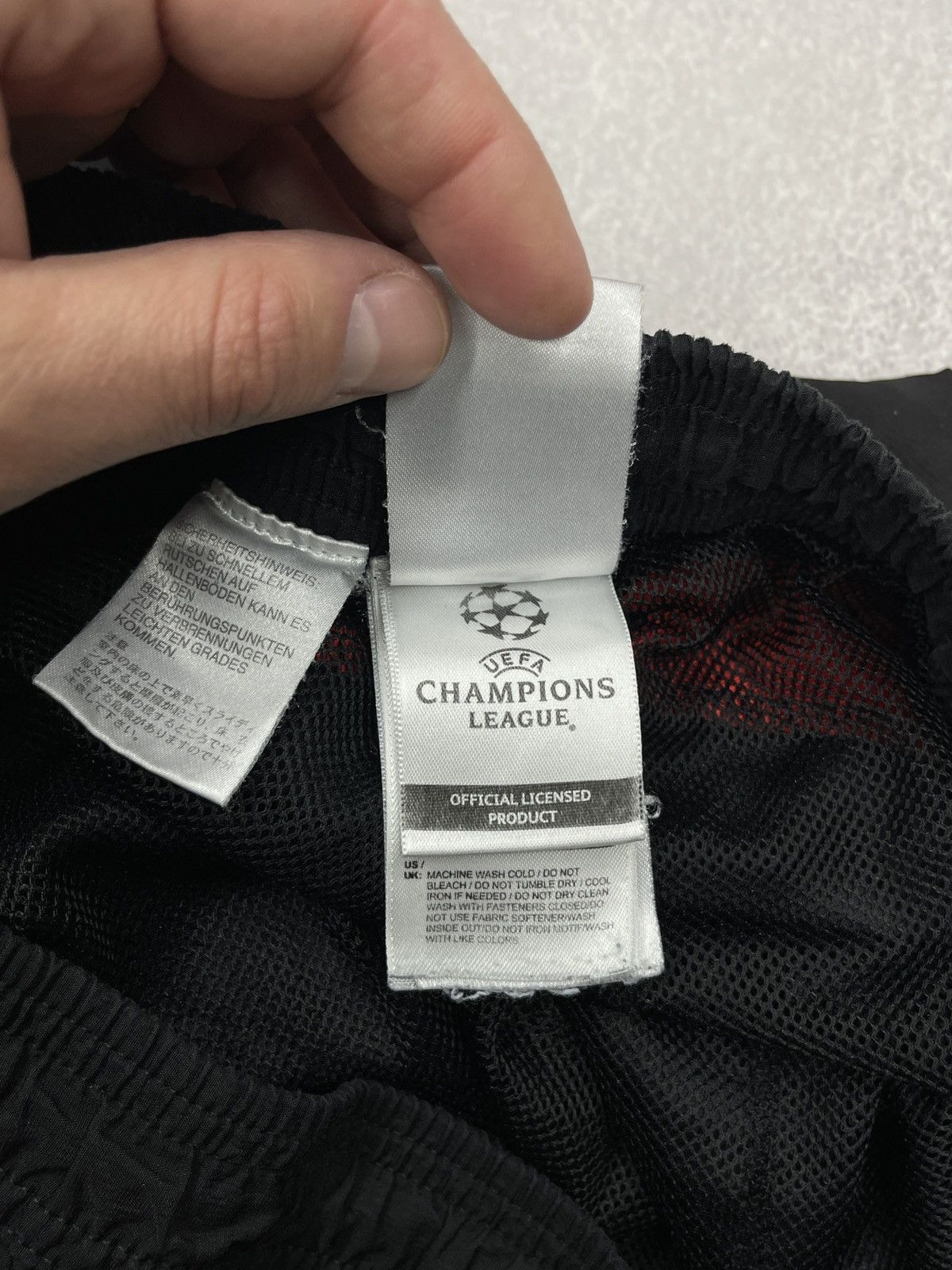 Adidas Vintage Adidas FC Bayern Champions League Sweatpants UEFA Size US 30 / EU 46 - 14 Thumbnail