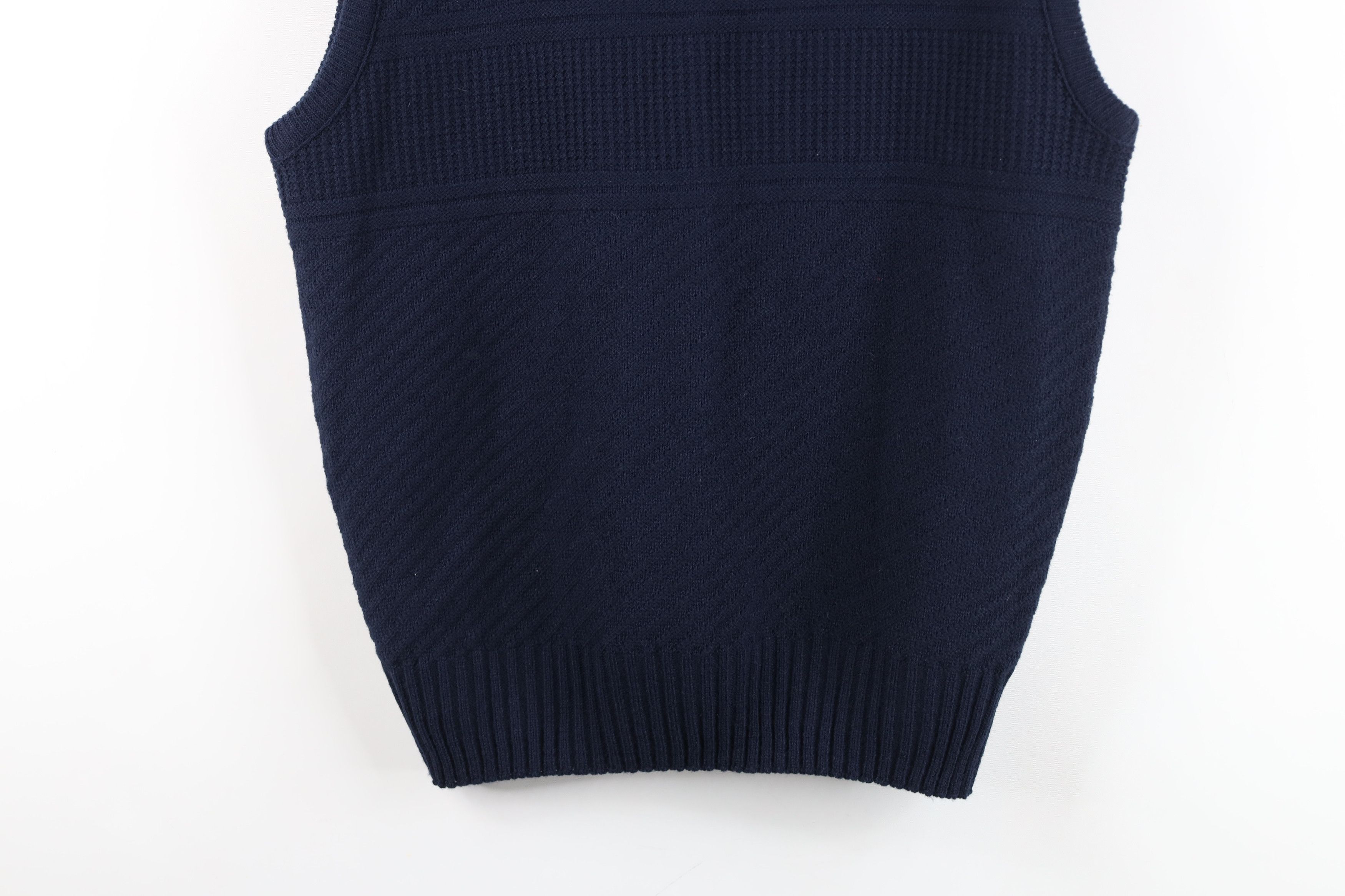 Vintage Vintage 70s Streetwear Ribbed Knit Sweater Vest Blue USA Size US L / EU 52-54 / 3 - 9 Thumbnail