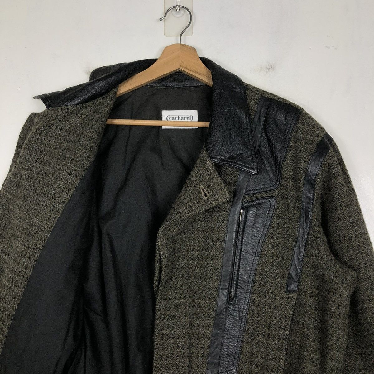 Japanese Brand 📌VINTAGE CROPPED BIKER BOMBER JACKET CACHAREL ISSEY MIYAKE Size US M / EU 48-50 / 2 - 13 Thumbnail