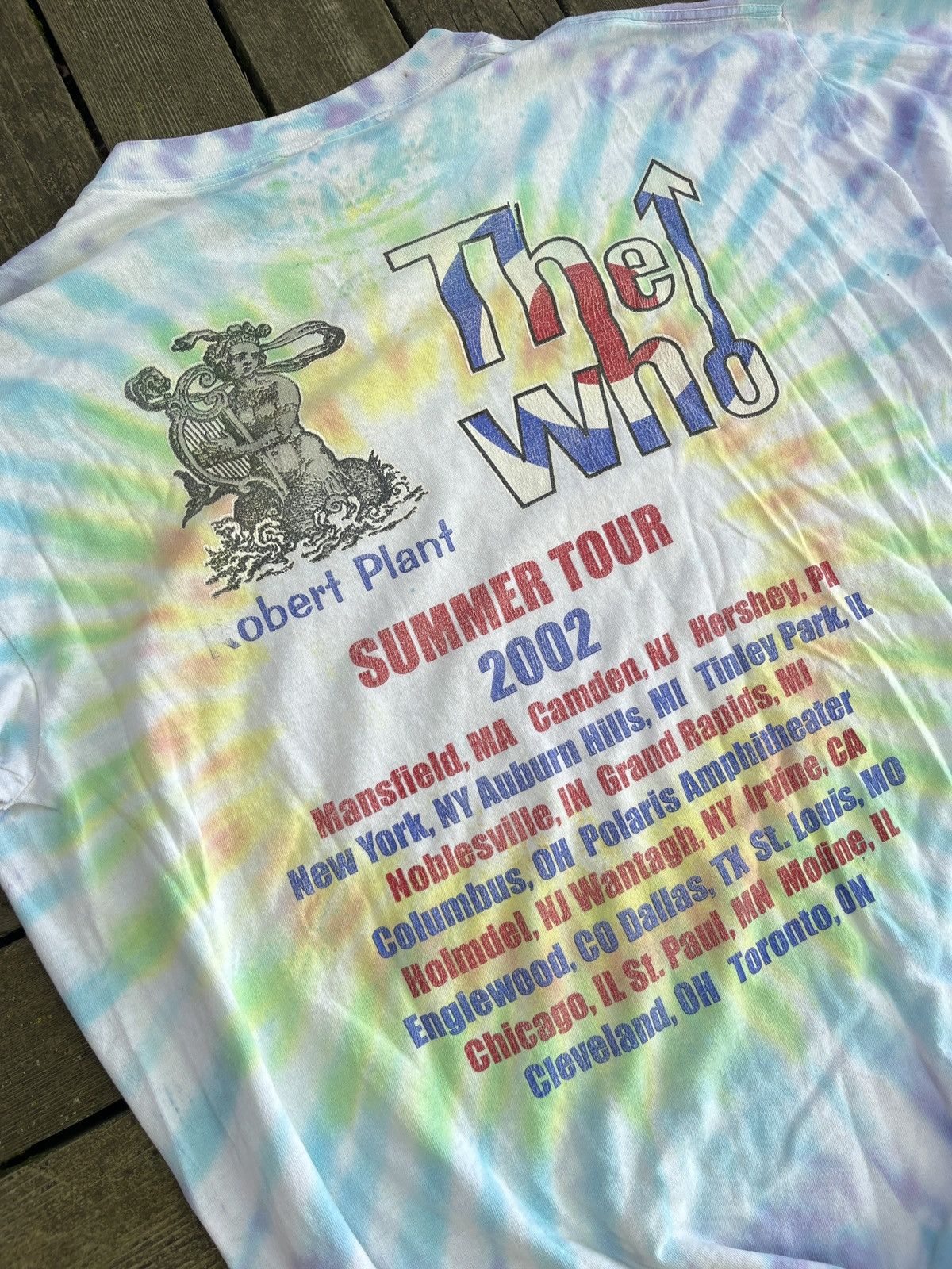 Band Tees Vintage The Who Bullseye 2002 Faded tie dye Band T Shirt Size US XL / EU 56 / 4 - 3 Thumbnail