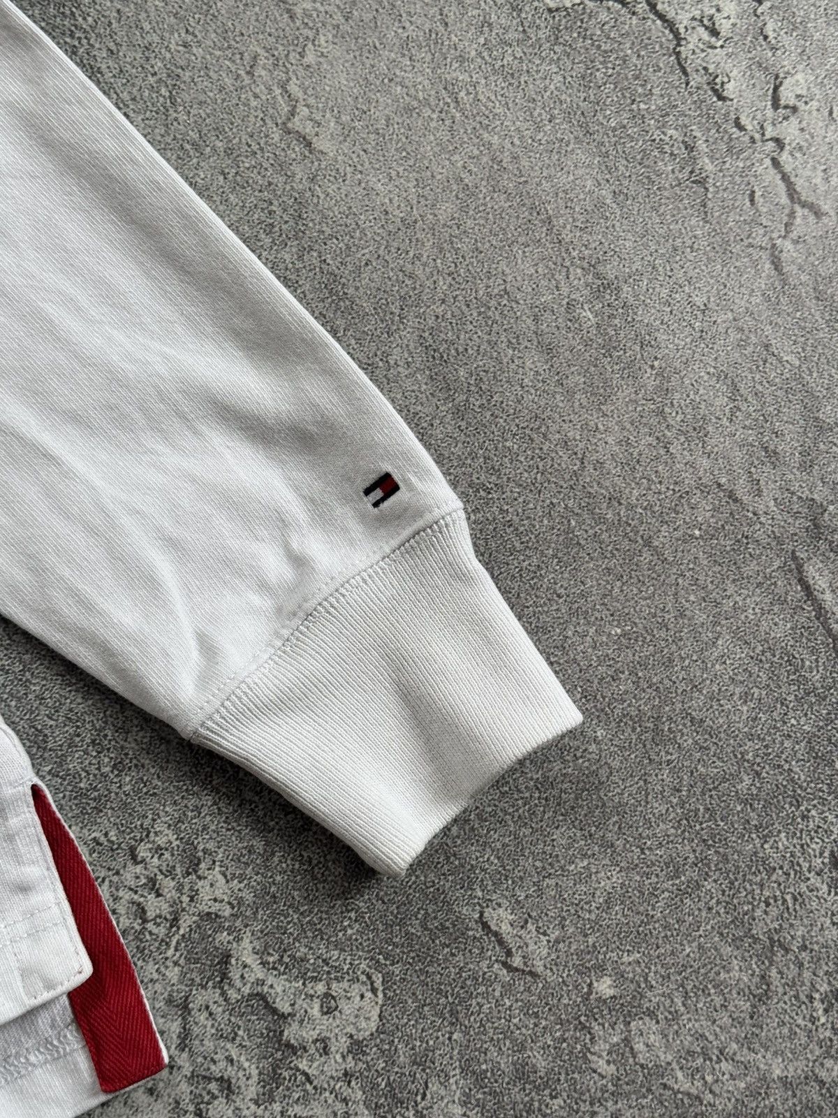 Tommy Hilfiger × Vintage Tommy Hilfiger L vintage rugby long sleeve polo sweatshirt Size US L / EU 52-54 / 3 - 8 Thumbnail