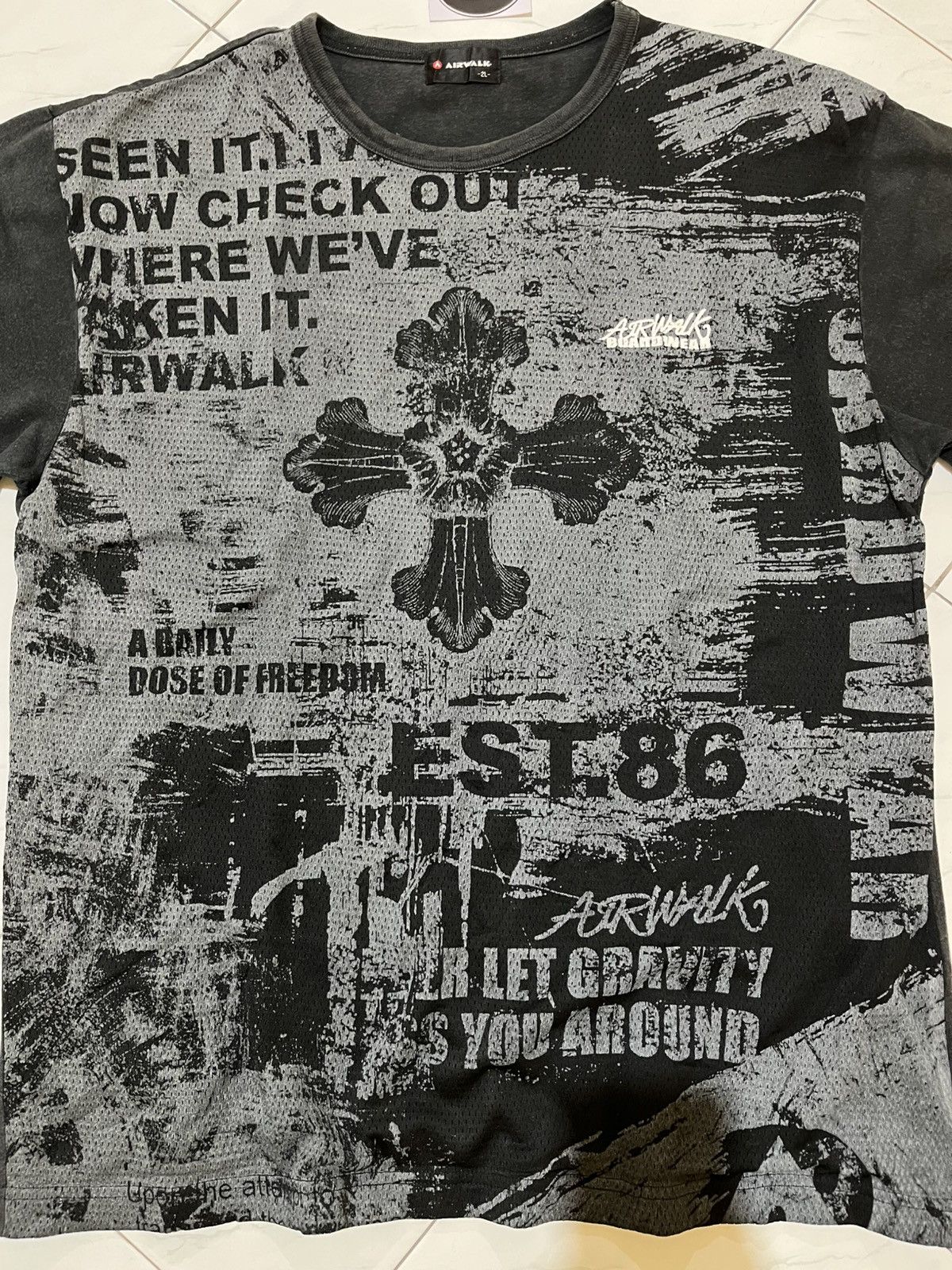 Airwalk 🔥 Vintage Airwalk Cross & Poem Art Tee Size US XL / EU 56 / 4 - 3 Thumbnail