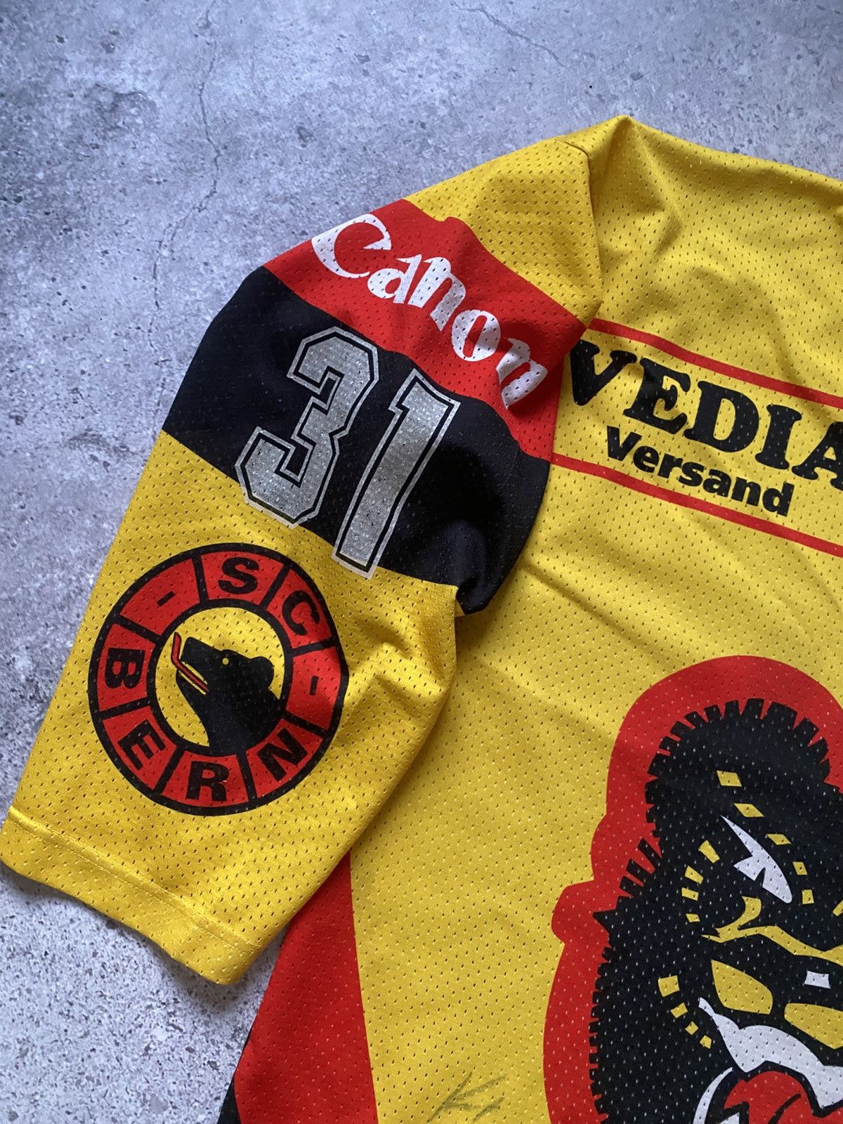 Ccm × NFL Vintage CCM Sc Bern Switzerland Ice Hockey Jersey Size US S / EU 44-46 / 1 - 6 Thumbnail
