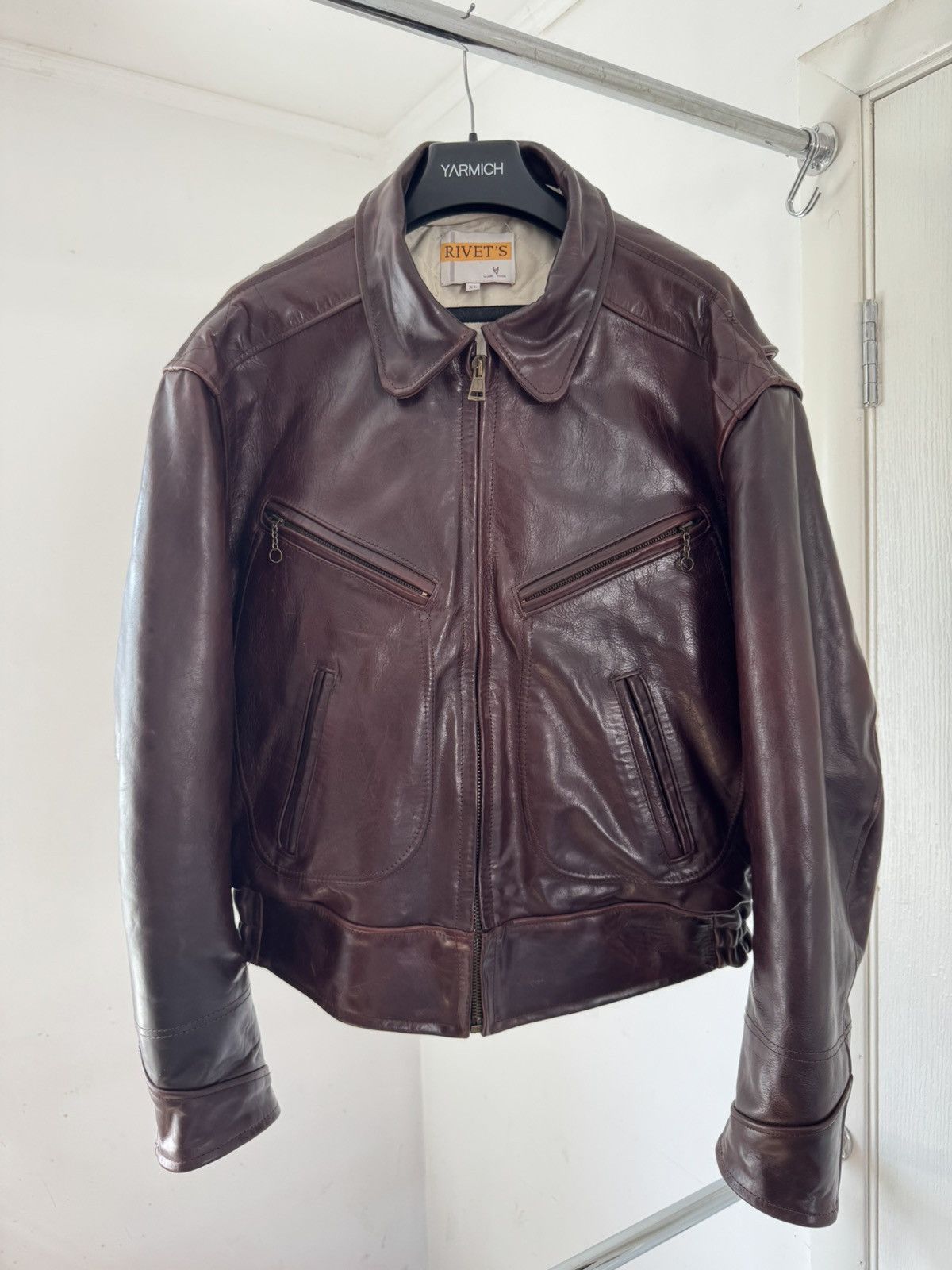 Vintage Vintage 1990 RIVETS BIKER LEATHER Jacket Deep Brown Size US XL / EU 56 / 4 - 3 Thumbnail