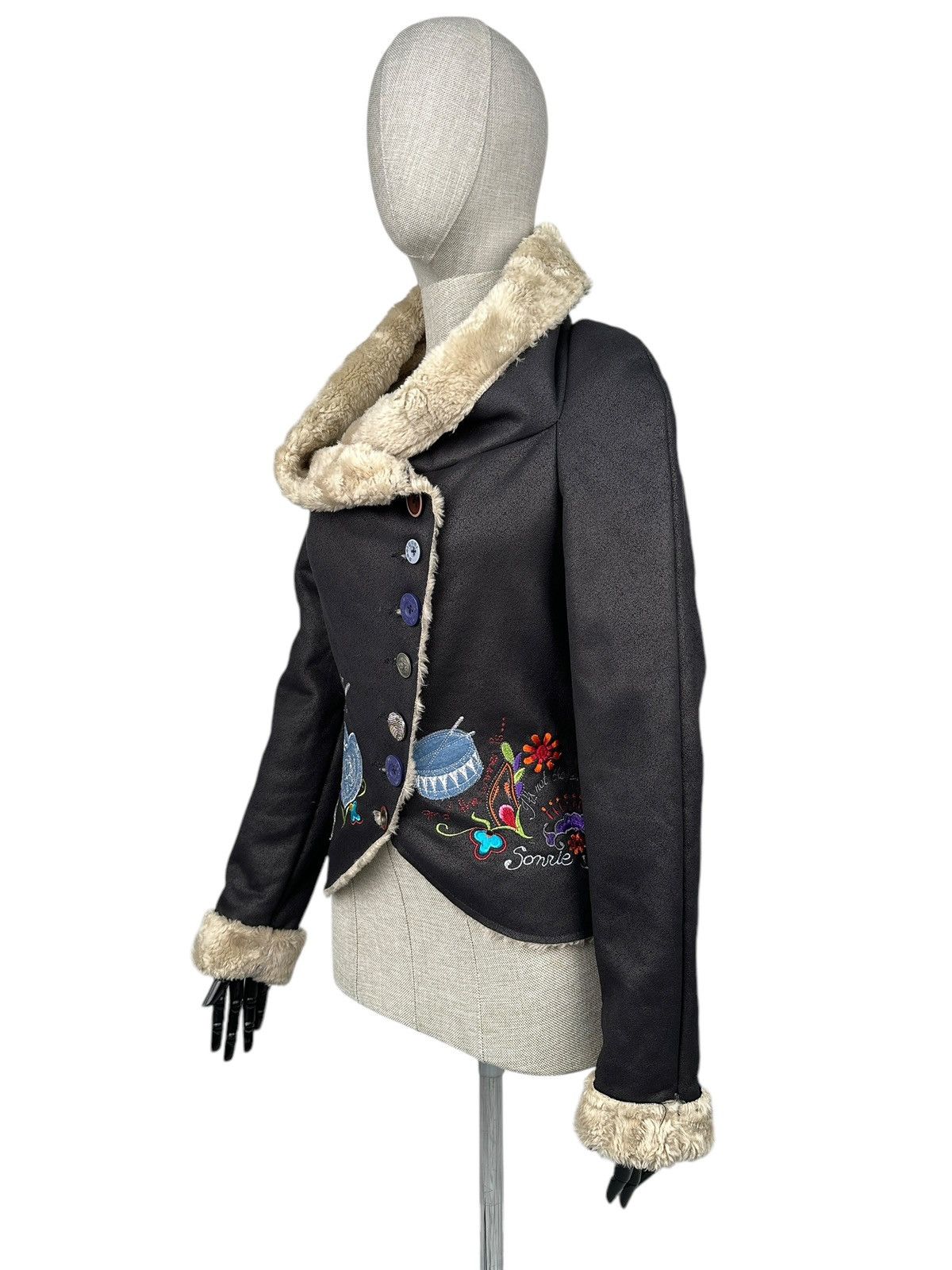Desigual DESIGUAL RAINBOW WOMEN’S SHORT JACKET FAUX FUR BLACK COAT Size XS / US 0-2 / IT 36-38 - 2 Thumbnail