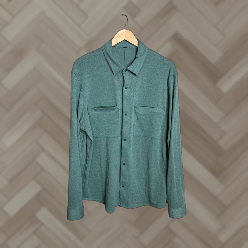 Lululemon Lululemon Mens Button-Up Overshirt XL Green Knit Heavyweight Preppy Snap Button-Down Collar Long Sleeve Casual Shirt Mens Green XL Size US XL / EU 56 / 4 - 1 Thumbnail