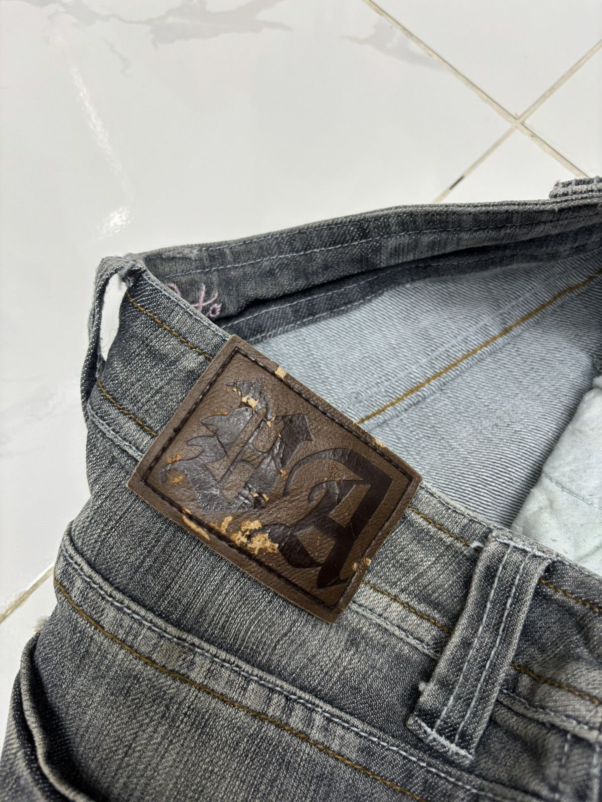 Tornado Mart Flare Jeans Viva Presto Embroidery Faded Black Bootcut Jeans Size US 28 / EU 44 - 9 Thumbnail