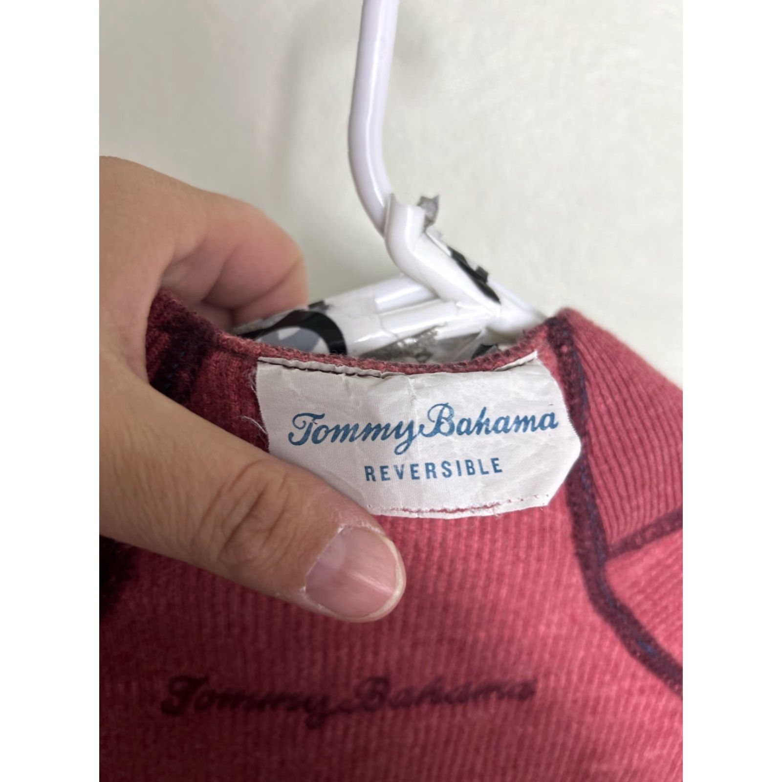 Tommy Bahama Tommy Bahama Sweater Men L Red Reversible Logo Mock Neck 1/4 Zip Pullover, Knit Cotton, Preppy, Casual, Logo Accents, Size L Size US L / EU 52-54 / 3 - 6 Thumbnail