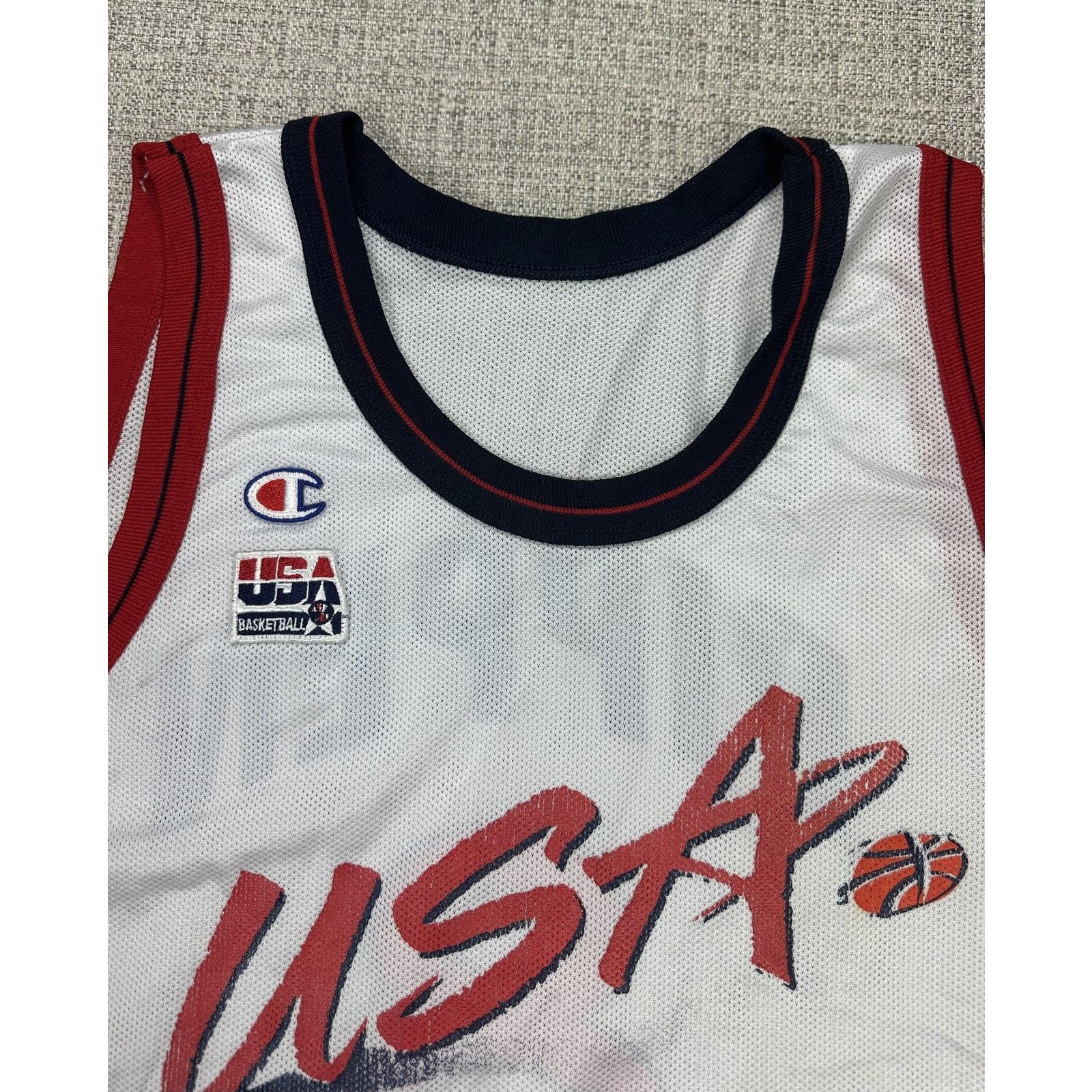 Champion USA Basketball Jersey Sz 48 White Pippen Champion USA 90s Size US XL / EU 56 / 4 - 10 Thumbnail