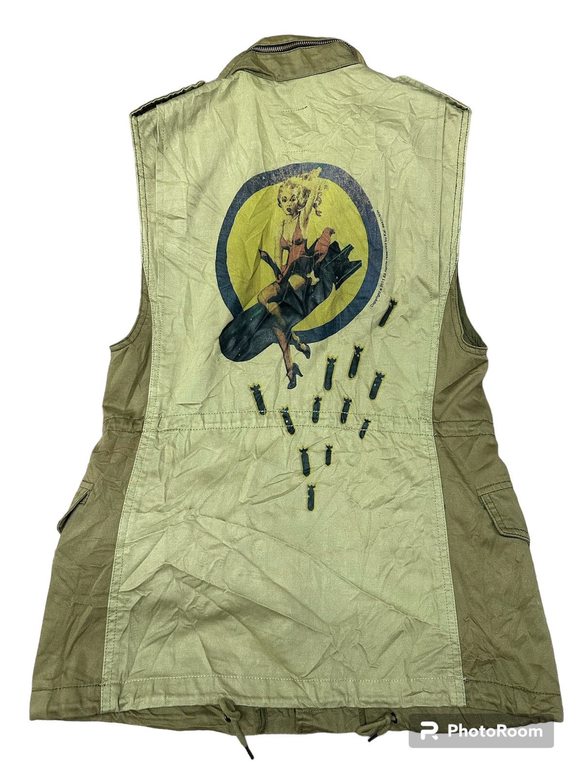 Kai Aakmann kai akkmann vest world war printed Size US S / EU 44-46 / 1 - 2 Thumbnail