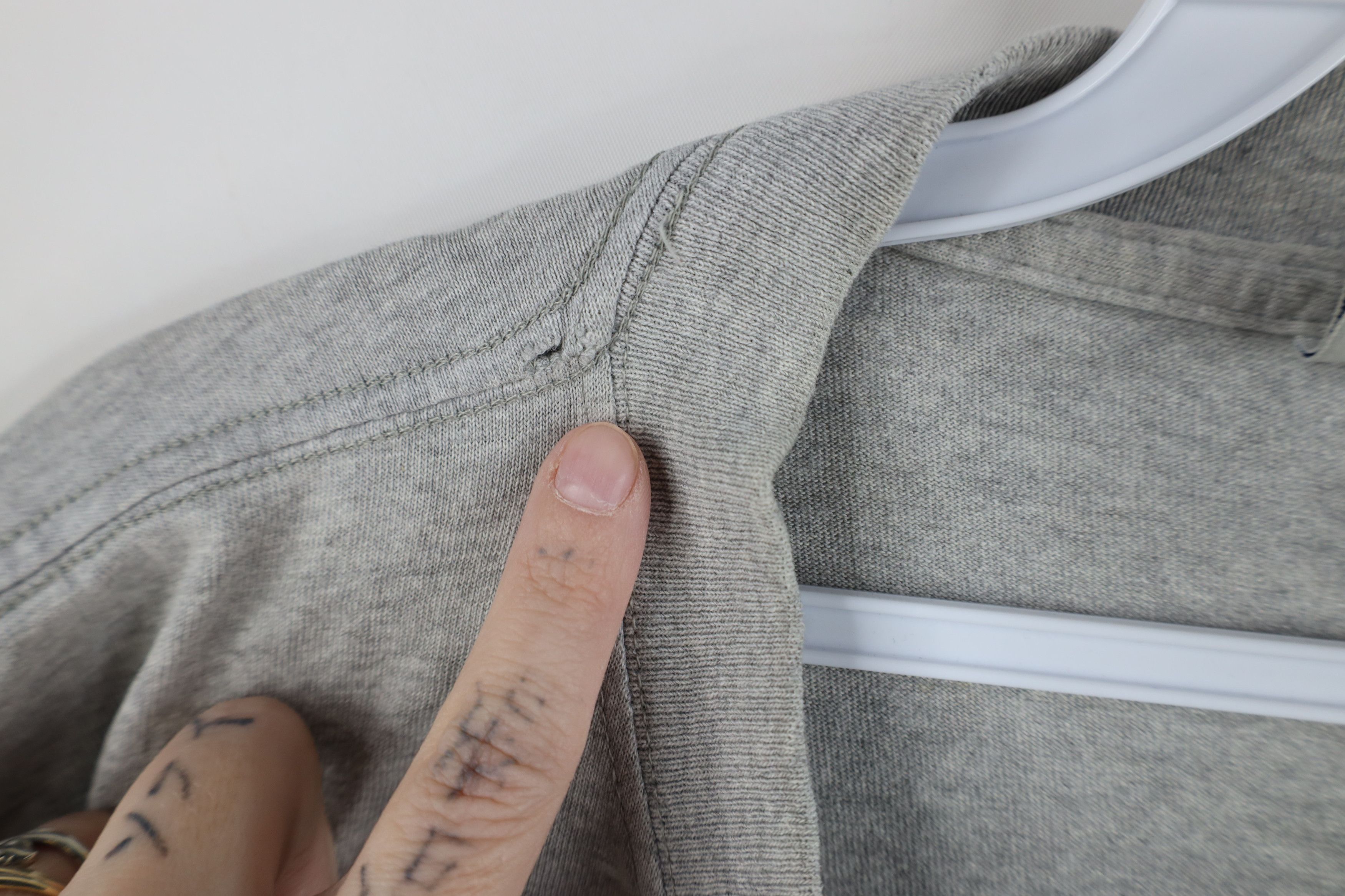 Vintage Vintage 90s Streetwear Heavyweight T-Shirt Heather Gray Size US L / EU 52-54 / 3 - 8 Thumbnail