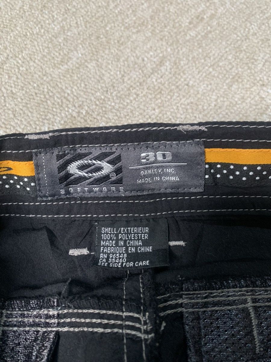 Oakley Oakley Software Cargo Shorts Size US 30 / EU 46 - 5 Thumbnail