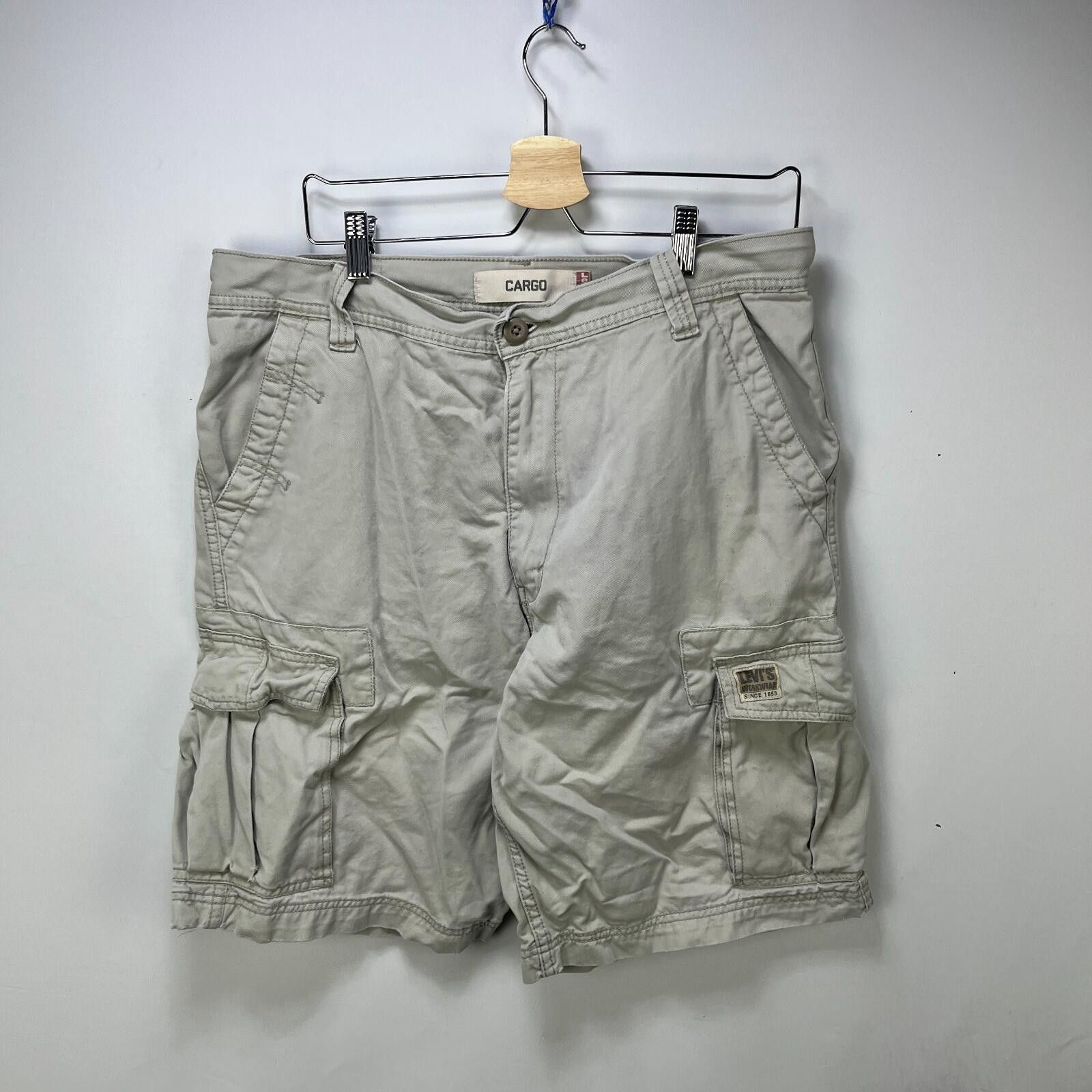 Levi's Vintage Levis Cargo Shorts Y2K 34 Beige Size US 34 / EU 50 - 4 Thumbnail