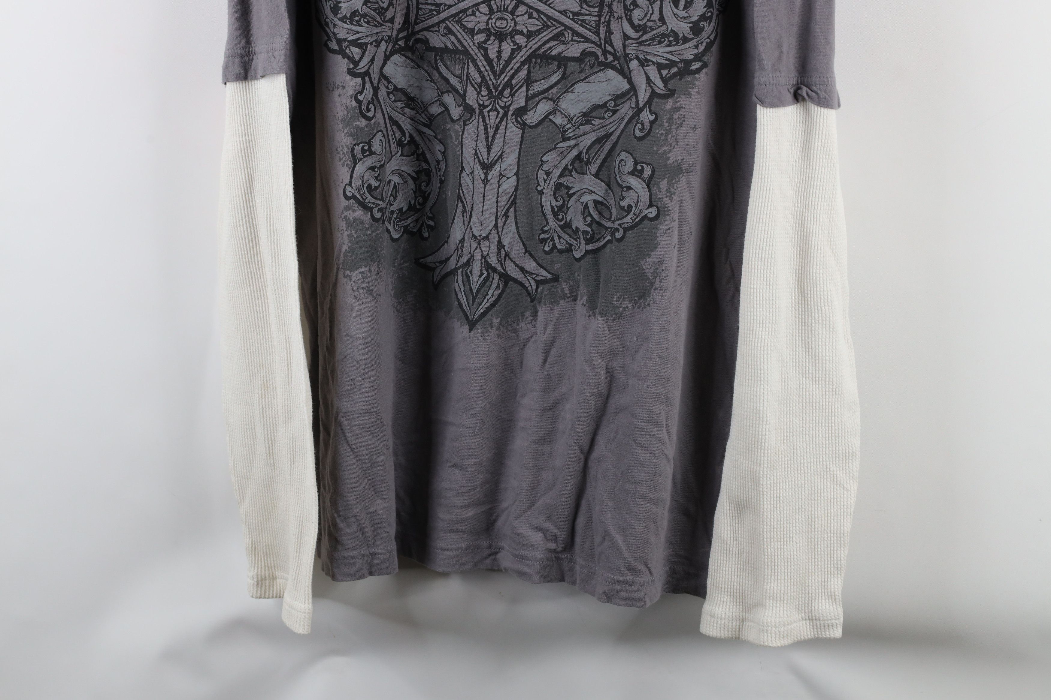 Vintage Vintage Y2K MMA Skull Cross Tribal Long Sleeve T-Shirt Size US XL / EU 56 / 4 - 3 Thumbnail