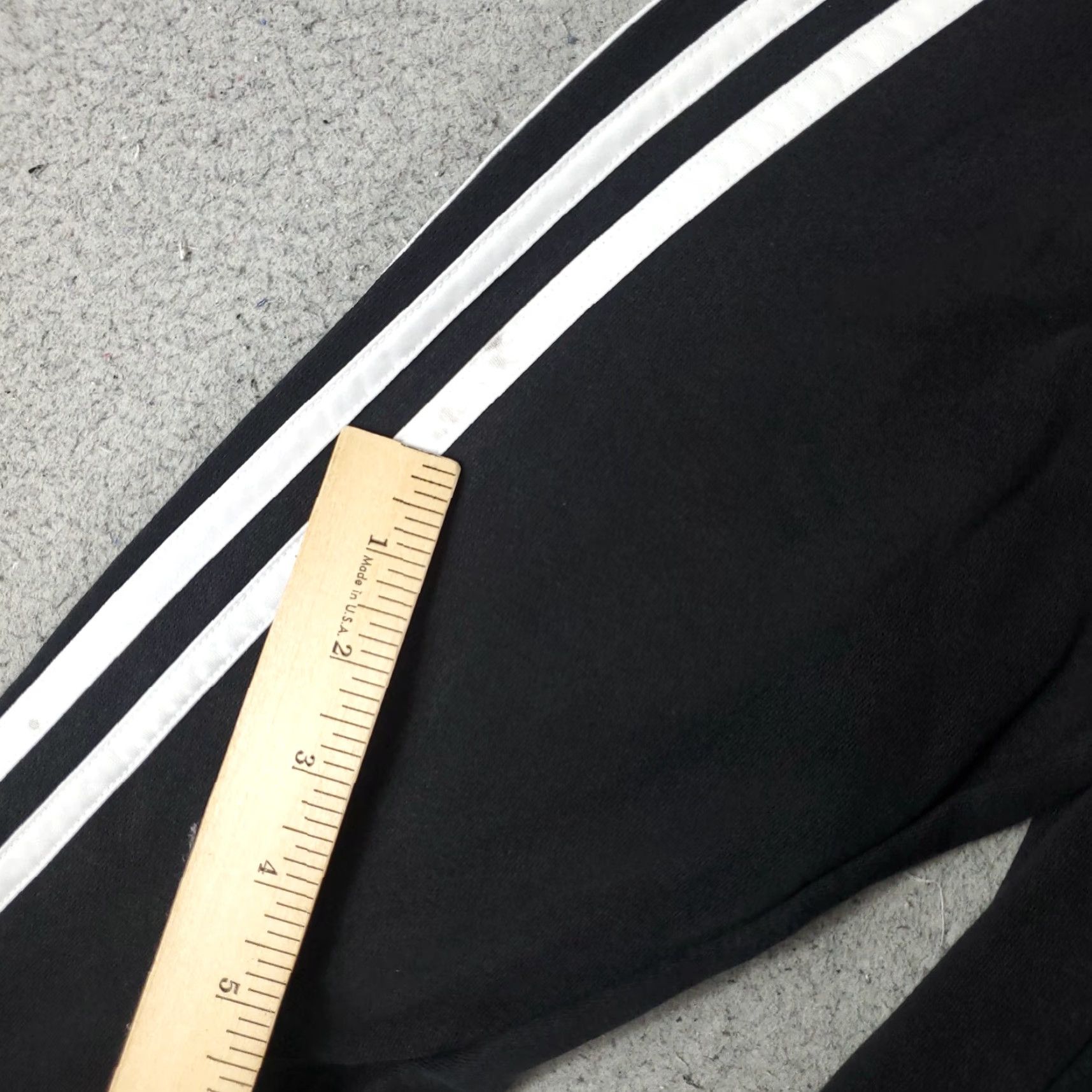 Adidas Adidas Men's Pullover Hoodie Sweater Black Long Sleeve Casual Sports Activewear Medium Size US M / EU 48-50 / 2 - 6 Thumbnail