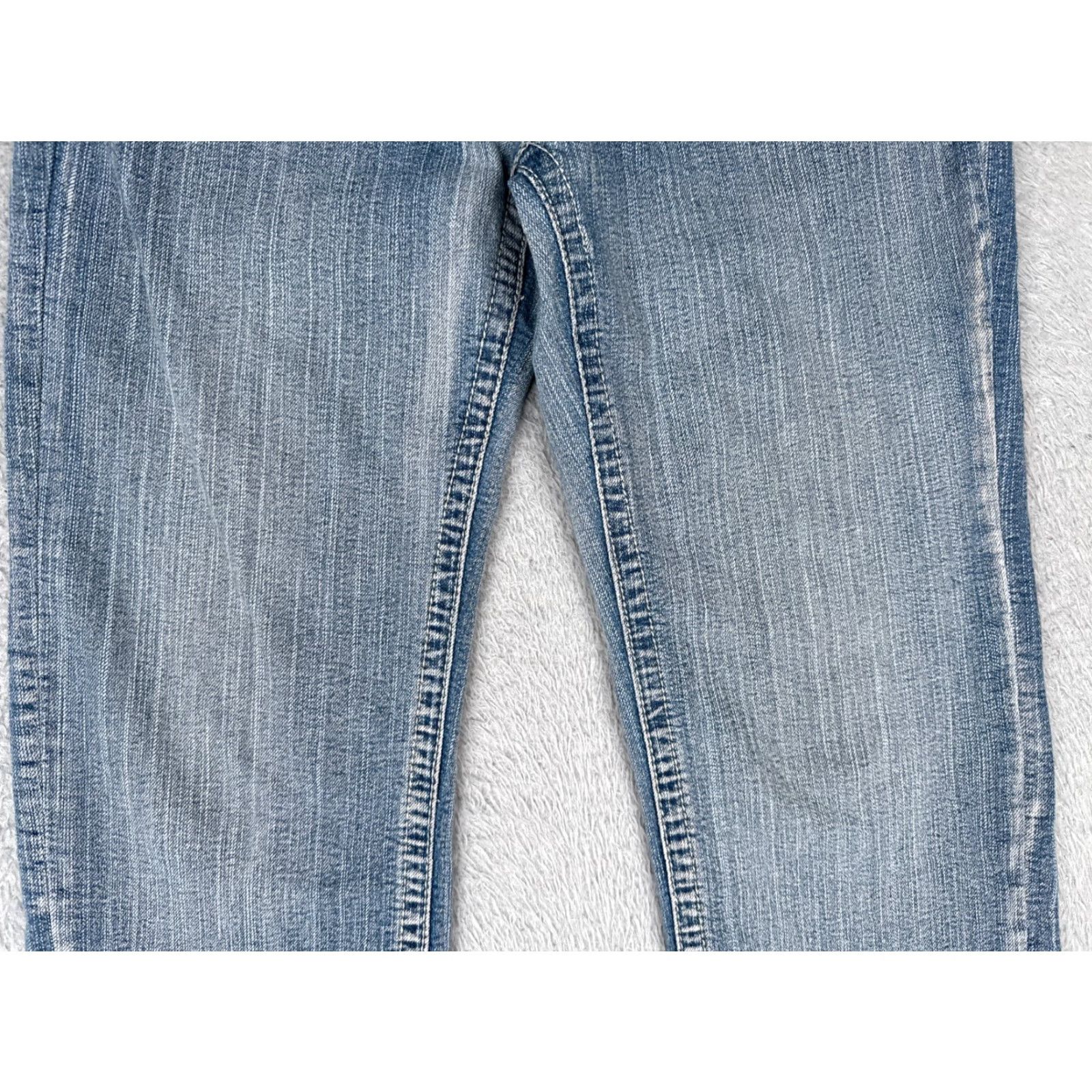 Vintage Suko Jeans Women 8 Blue Denim Crop Straight Leg Distressed 29x20 Regular 5-Pocket Design Jeans Womens Shirt? Size 30" / US 8 / IT 44 - 3 Thumbnail