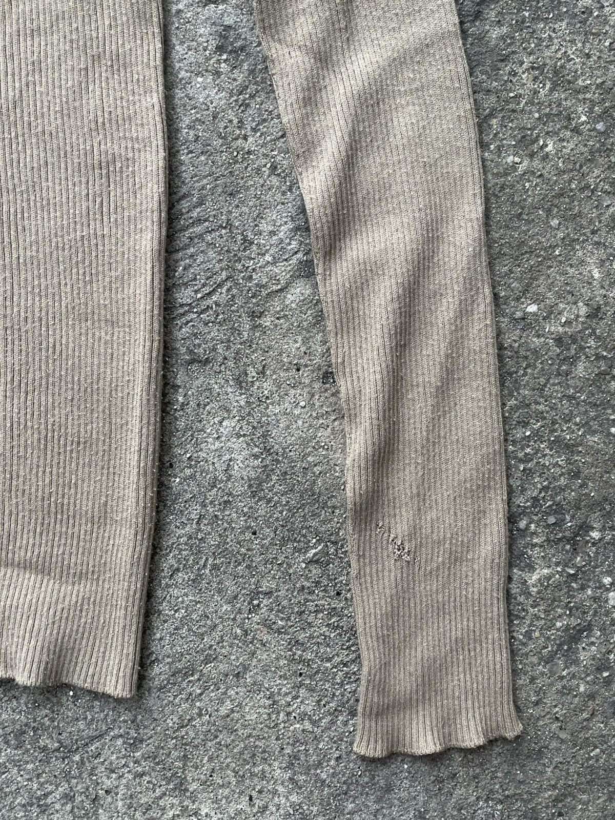 Dolce & Gabbana Knit V-neck slim fit Size US S / EU 44-46 / 1 - 9 Thumbnail