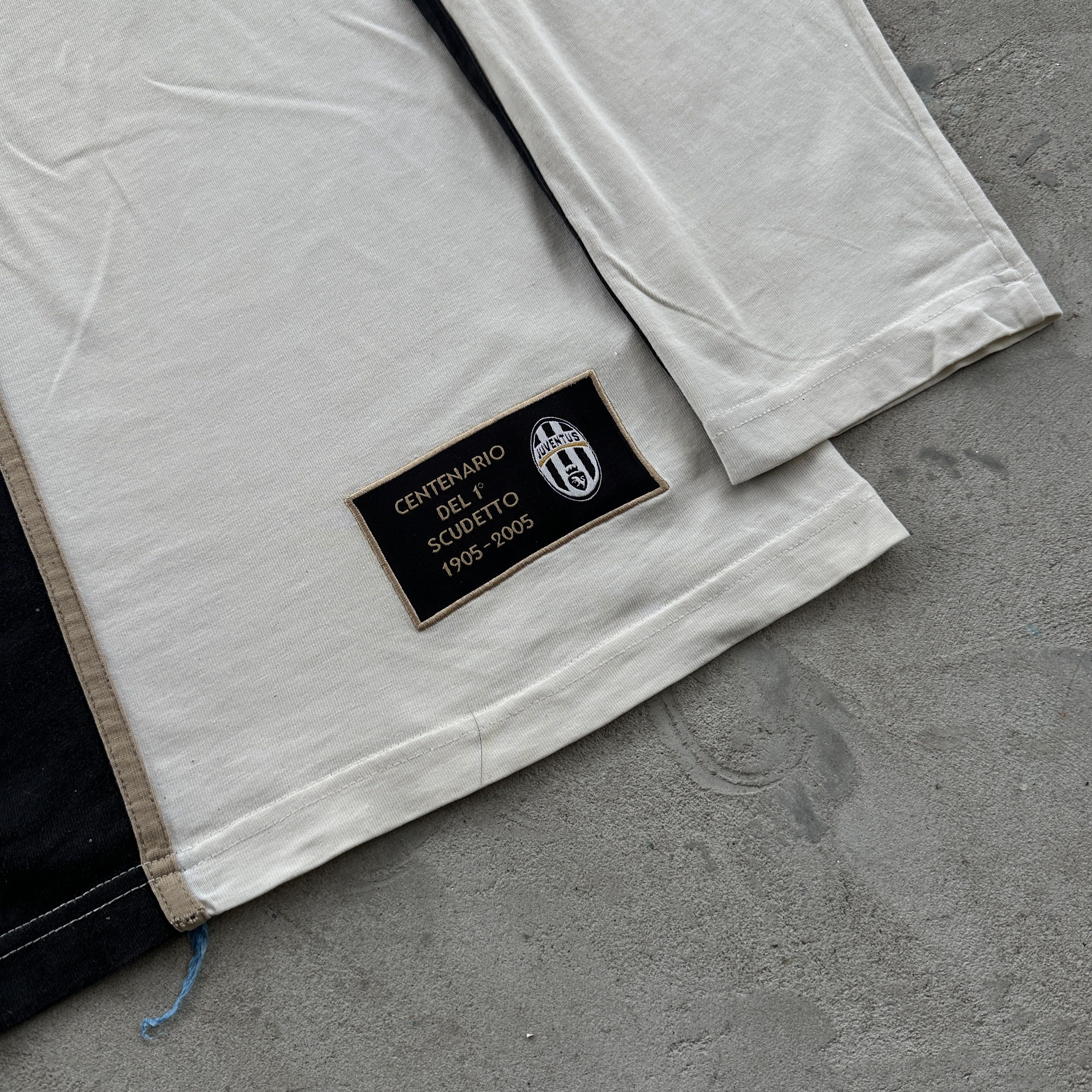 Nike Vintage Nike Juventus Long Sleeve Tee Centre Logo Faded XL Size US XL / EU 56 / 4 - 5 Thumbnail