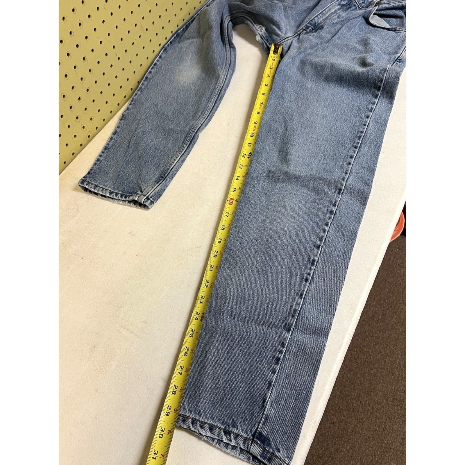 Levi's VINTAGE Levi's 550 Denim Jeans Distressed Tapered Leg Sz 9 Juniors Women 90s Distressed 550 Model Jeans Boys? Wait. Size 30" / US 8 / IT 44 - 7 Thumbnail