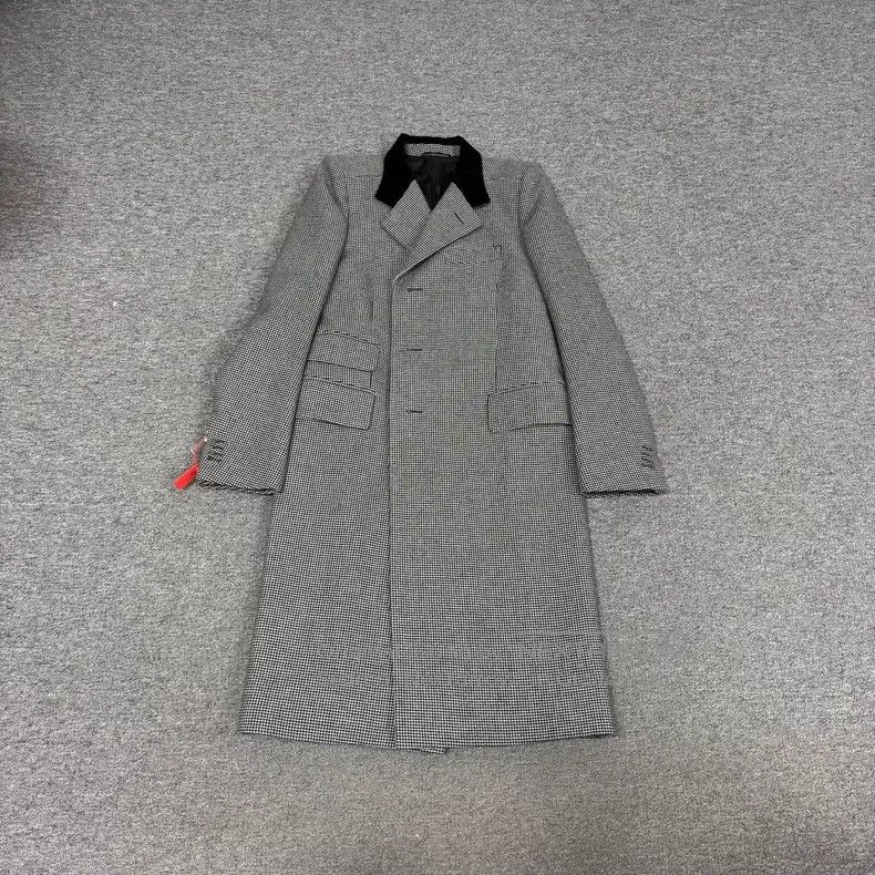 Balenciaga Balenciaga Long Checkered Wool Tweed Coat Size US S / EU 44-46 / 1 - 1 Thumbnail