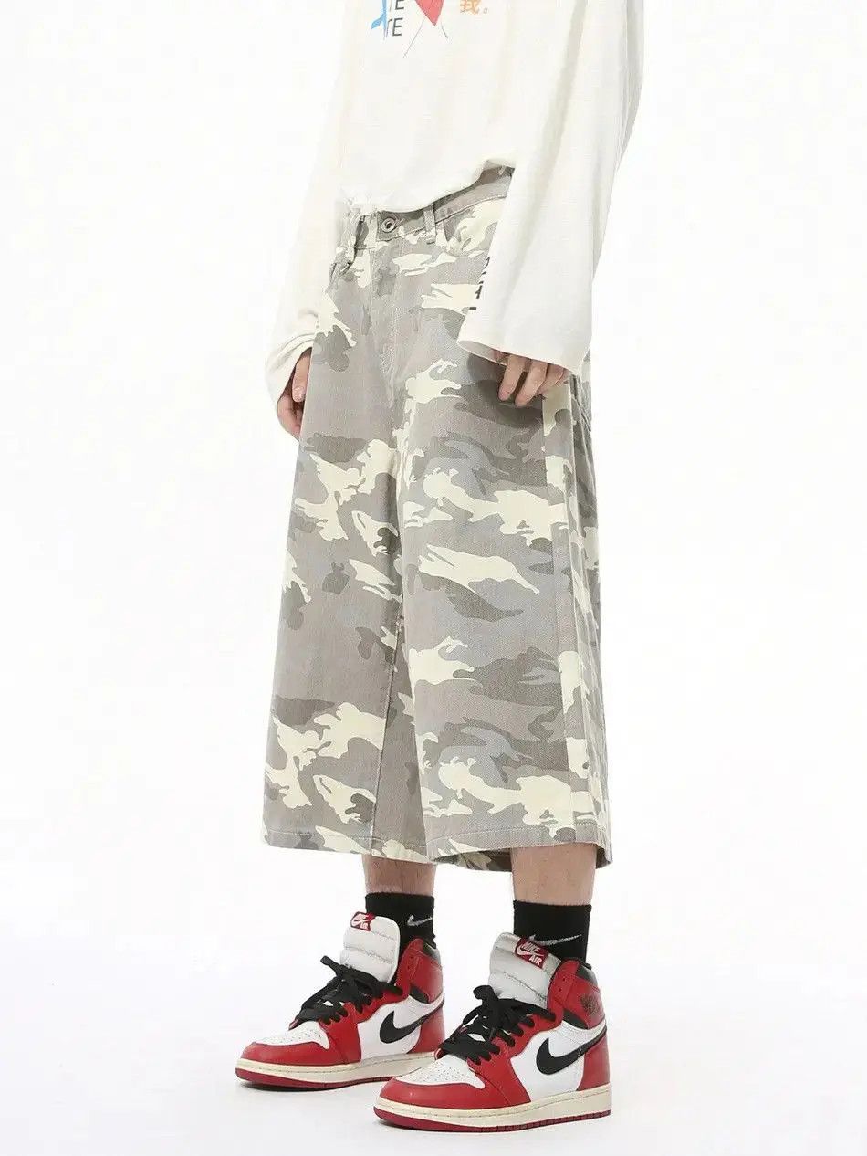 Japanese Brand Camouflage straight leg denim shorts Size US 32 / EU 48 - 3 Thumbnail