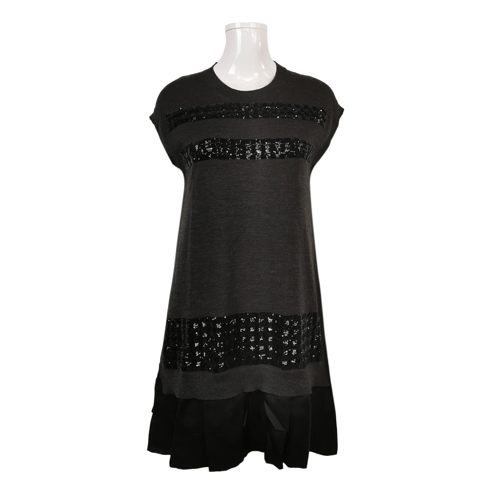 Louis Vuitton Louis Vuitton Sequin Midi Dress Size M Size M / US 6-8 / IT 42-44 - 1 Thumbnail