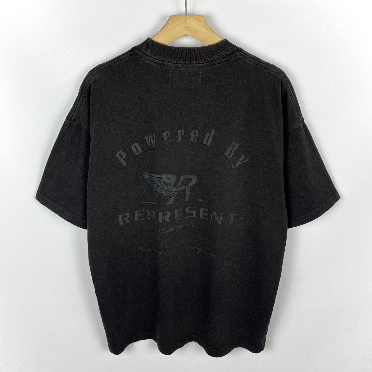 Represent Clo. Represent Clo. Oversize faded Home of Champions big logo tee Size US S / EU 44-46 / 1 - 1 Thumbnail