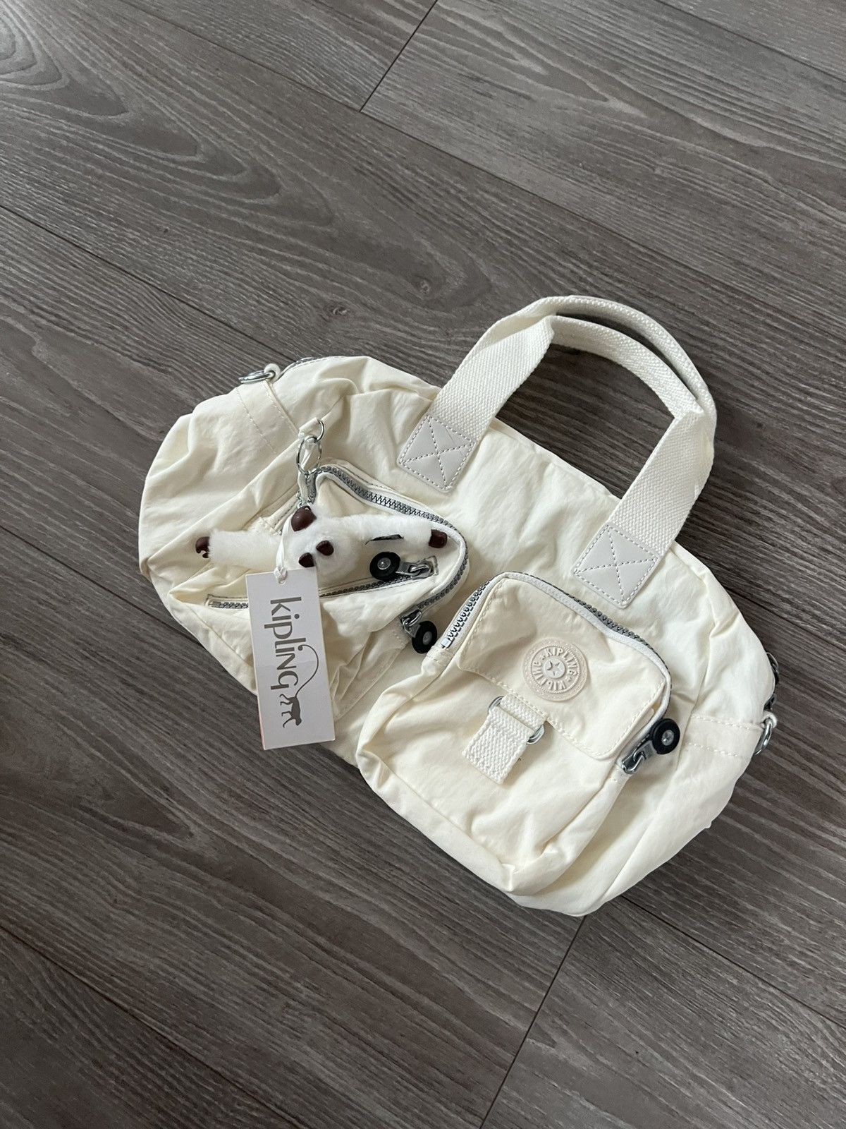 Designer ‼️New Kipling with Monkey “Barbara” White Shoulders Bag‼️ Size ONE SIZE - 7 Thumbnail