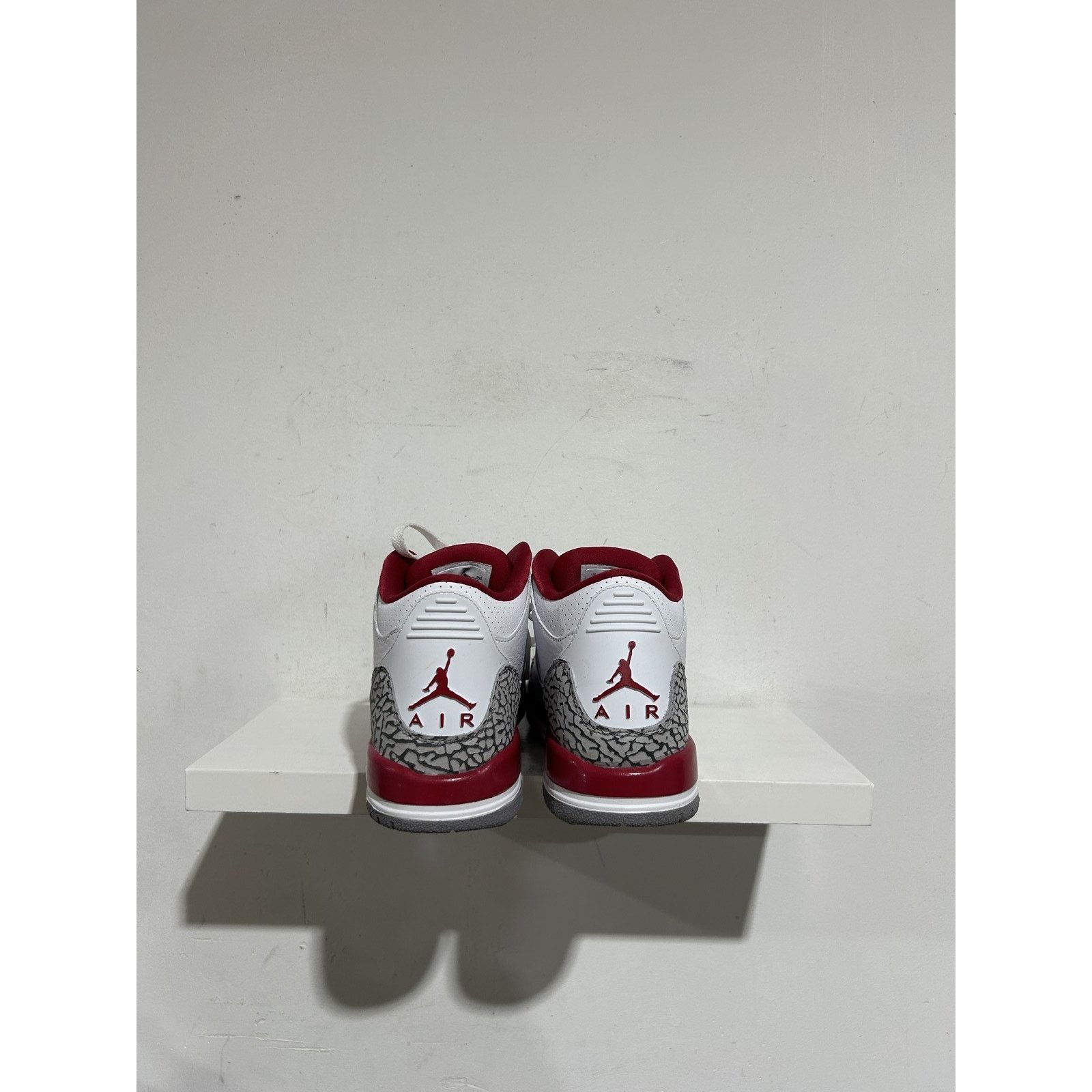Jordan Brand JORDAN 3 RETRO CARDINAL RED SIZE 6Y PREOWNED Size US 6 / EU 39 - 4 Thumbnail