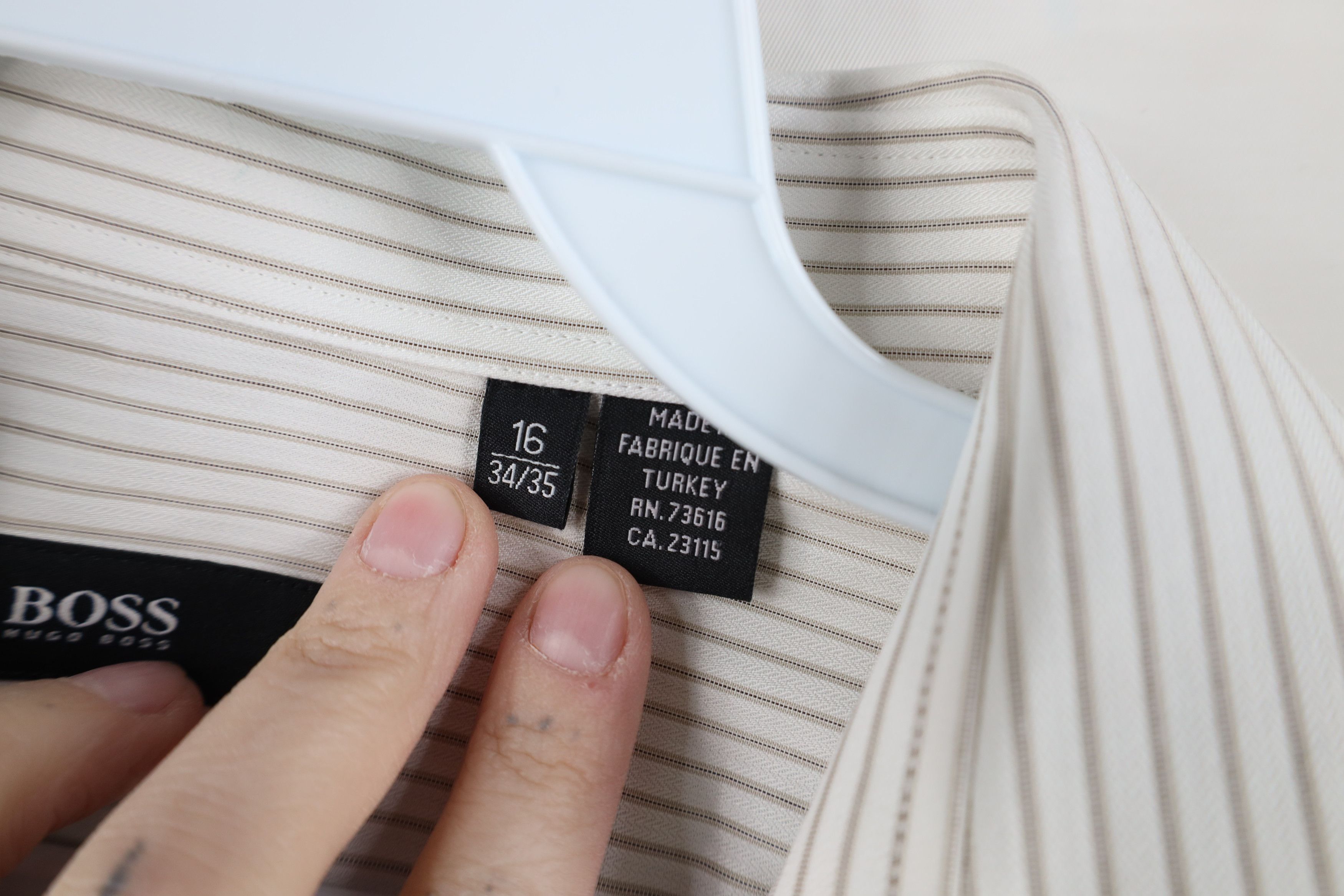 Hugo Boss New Hugo Boss Pinstriped Collared Button Shirt White Gray Size US M / EU 48-50 / 2 - 9 Thumbnail