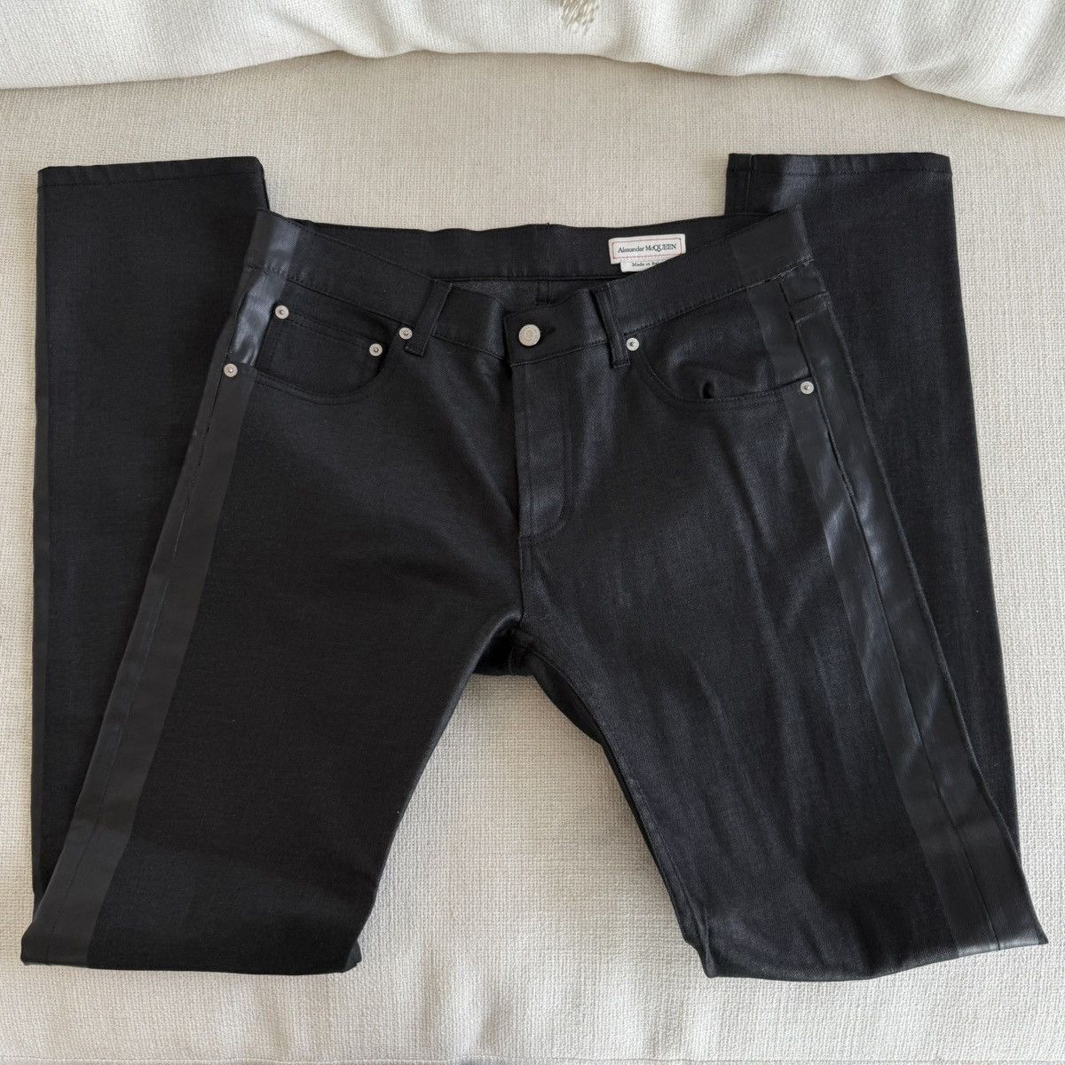 Alexander McQueen Alexander Mcqueen Wax Straight Leg Jeans Size US 40 / EU 56 - 1 Thumbnail