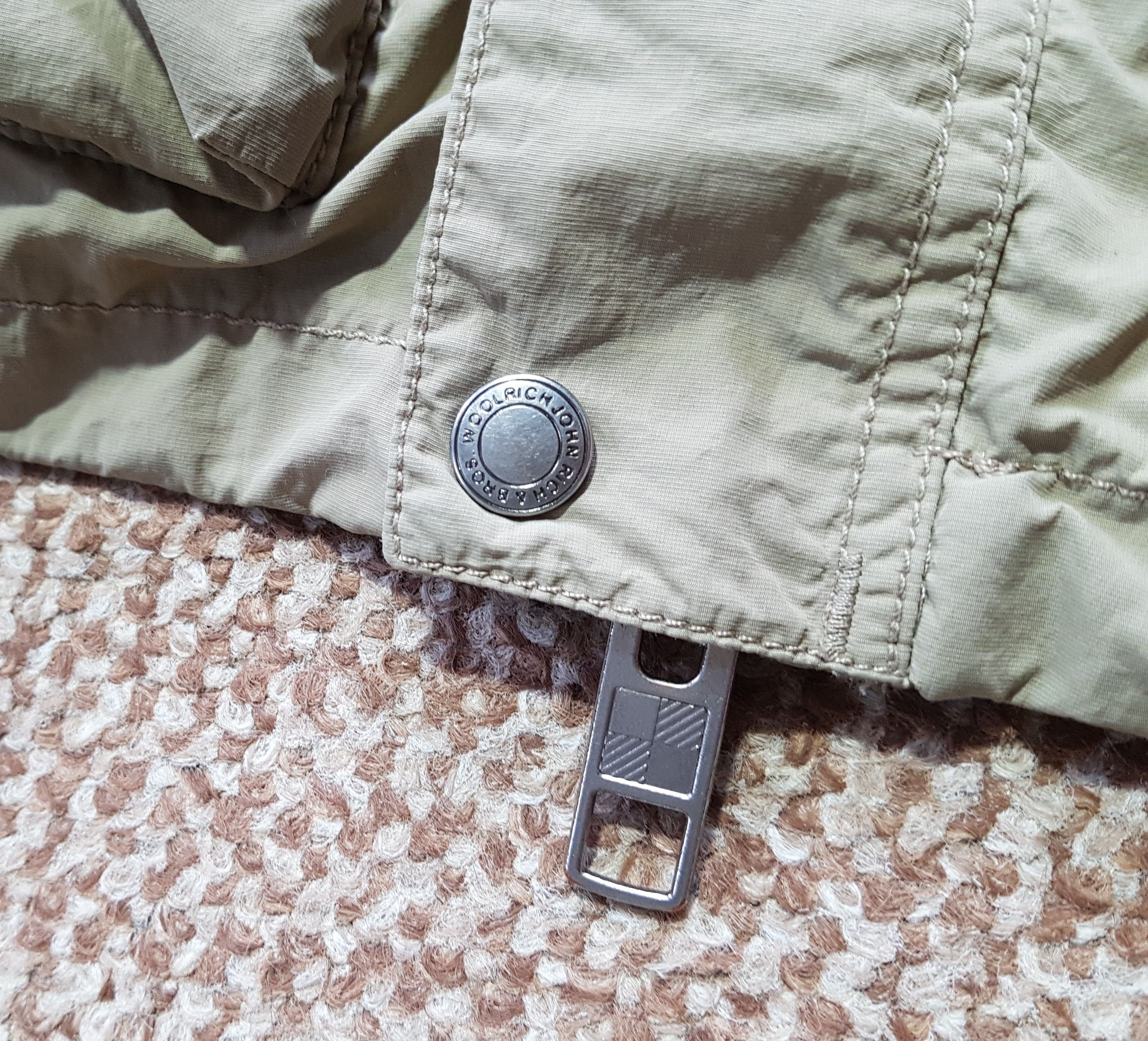Woolrich Woolen Mills Woolrich Nylon Vest Jacket sz L Size US L / EU 52-54 / 3 - 8 Thumbnail