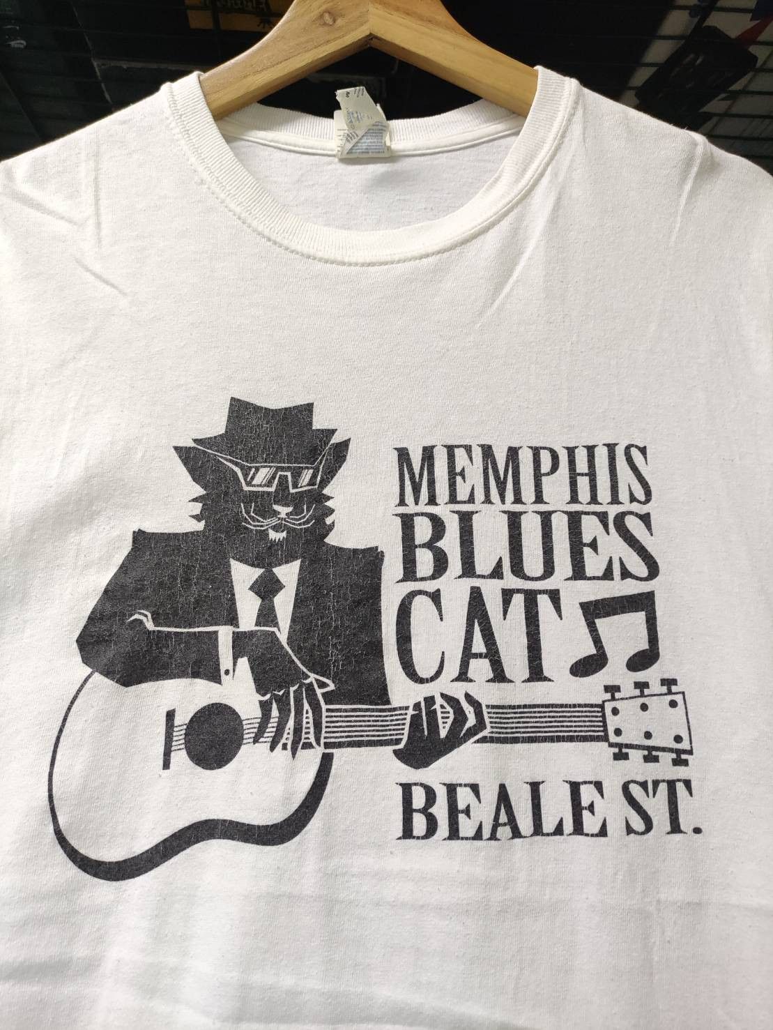 Band Tees Vtg 00's Memphis Blues Cat Beale ST. T-Shirt Size US M / EU 48-50 / 2 - 1 Thumbnail
