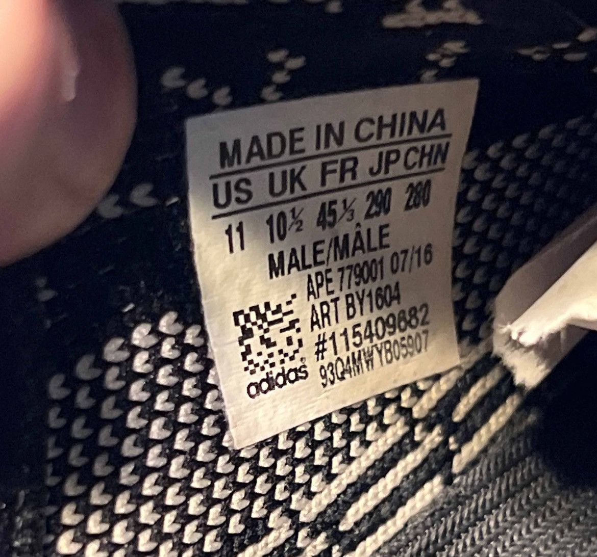 Adidas × Kanye West Adidas Yeezy Boost 350 V2 Oreo Size 11 BY1604 Size US 11 / EU 44 - 6 Thumbnail
