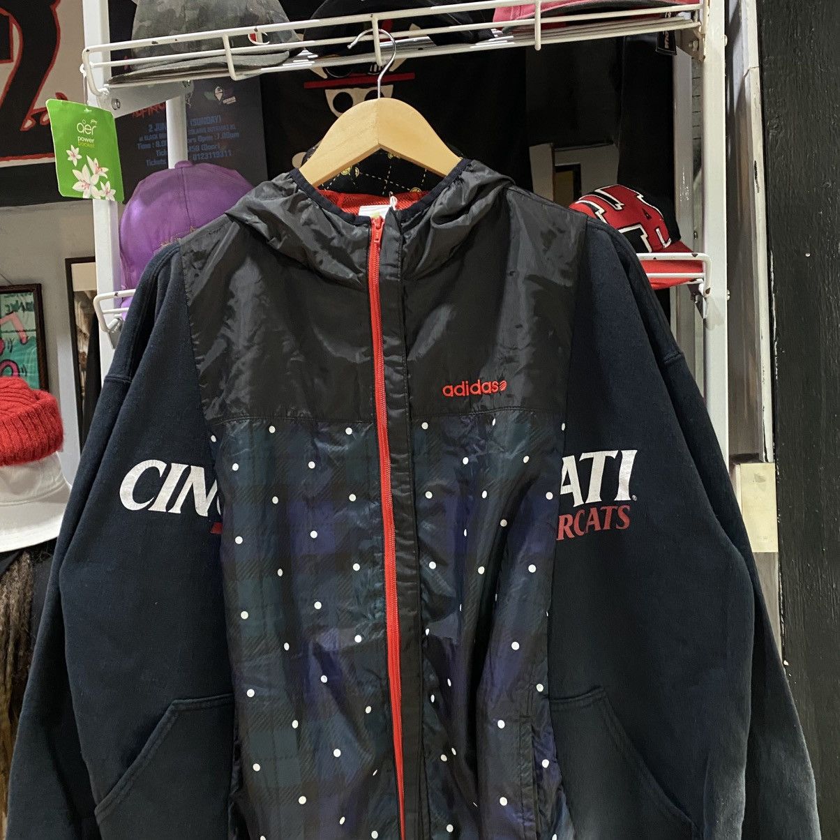 Adidas × Japanese Brand Adidas reconstruct hoodie Custom Made Size US XL / EU 56 / 4 - 4 Thumbnail